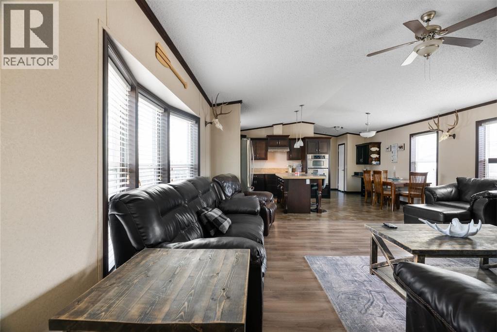 360 GRENFELL Crescent - 6