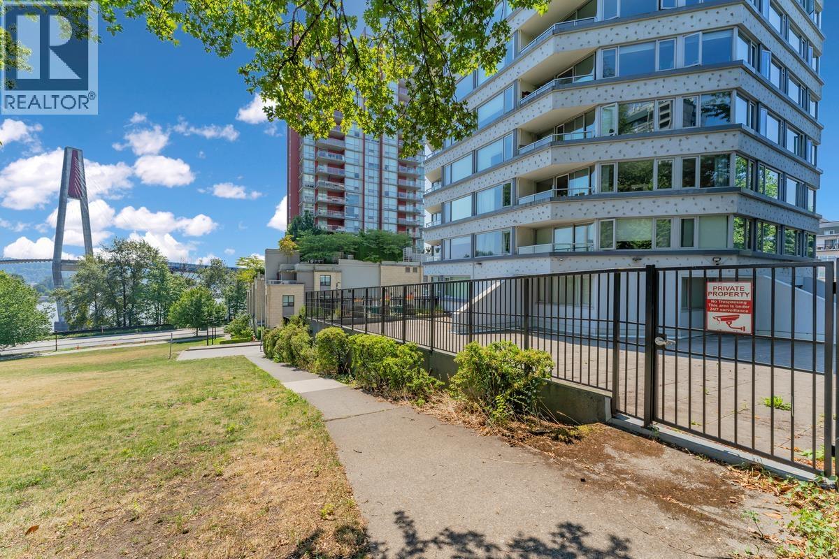 803 31 ELLIOT STREET, New Westminster