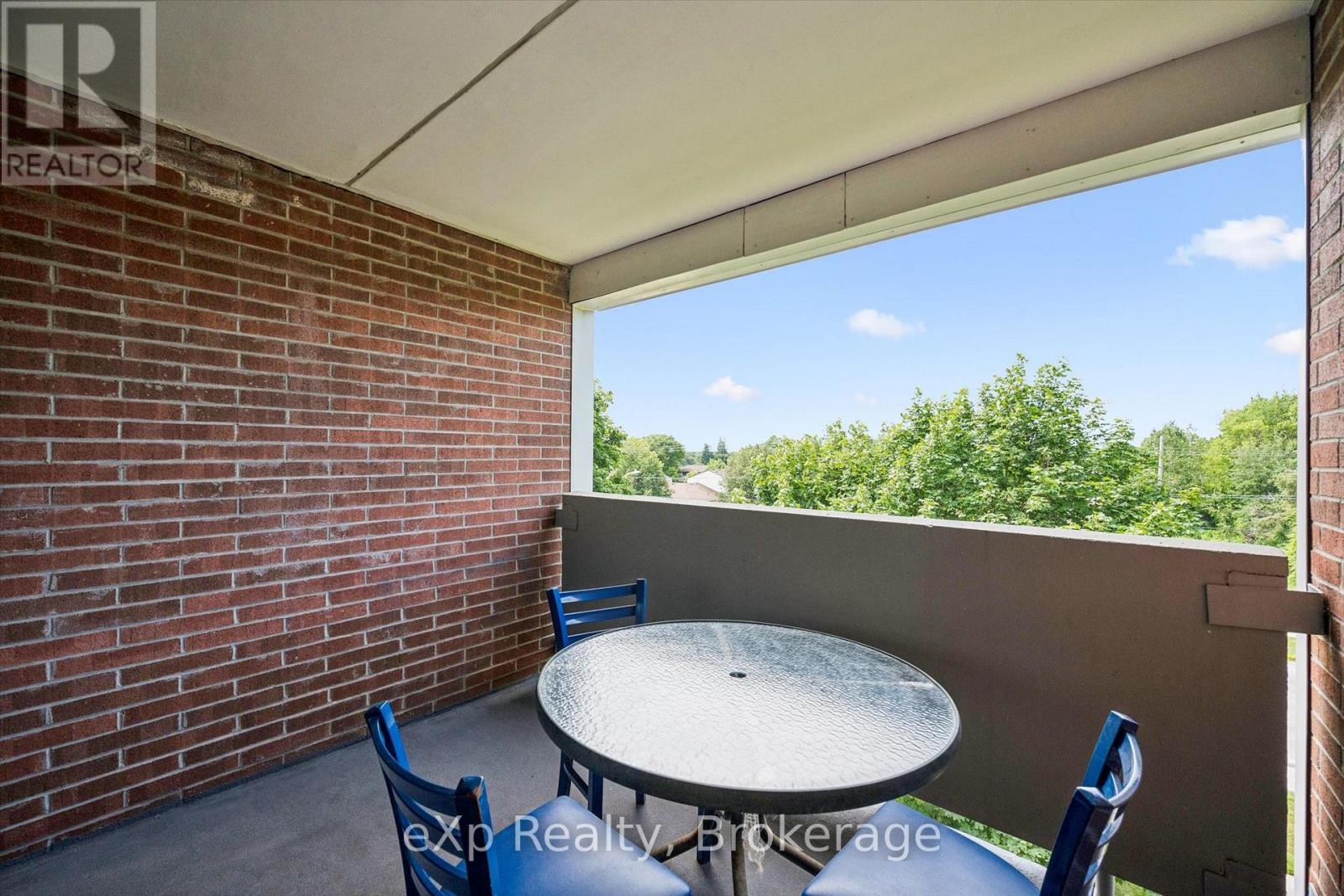 #404 65 SILVERCREEK PARKWAY N - 29