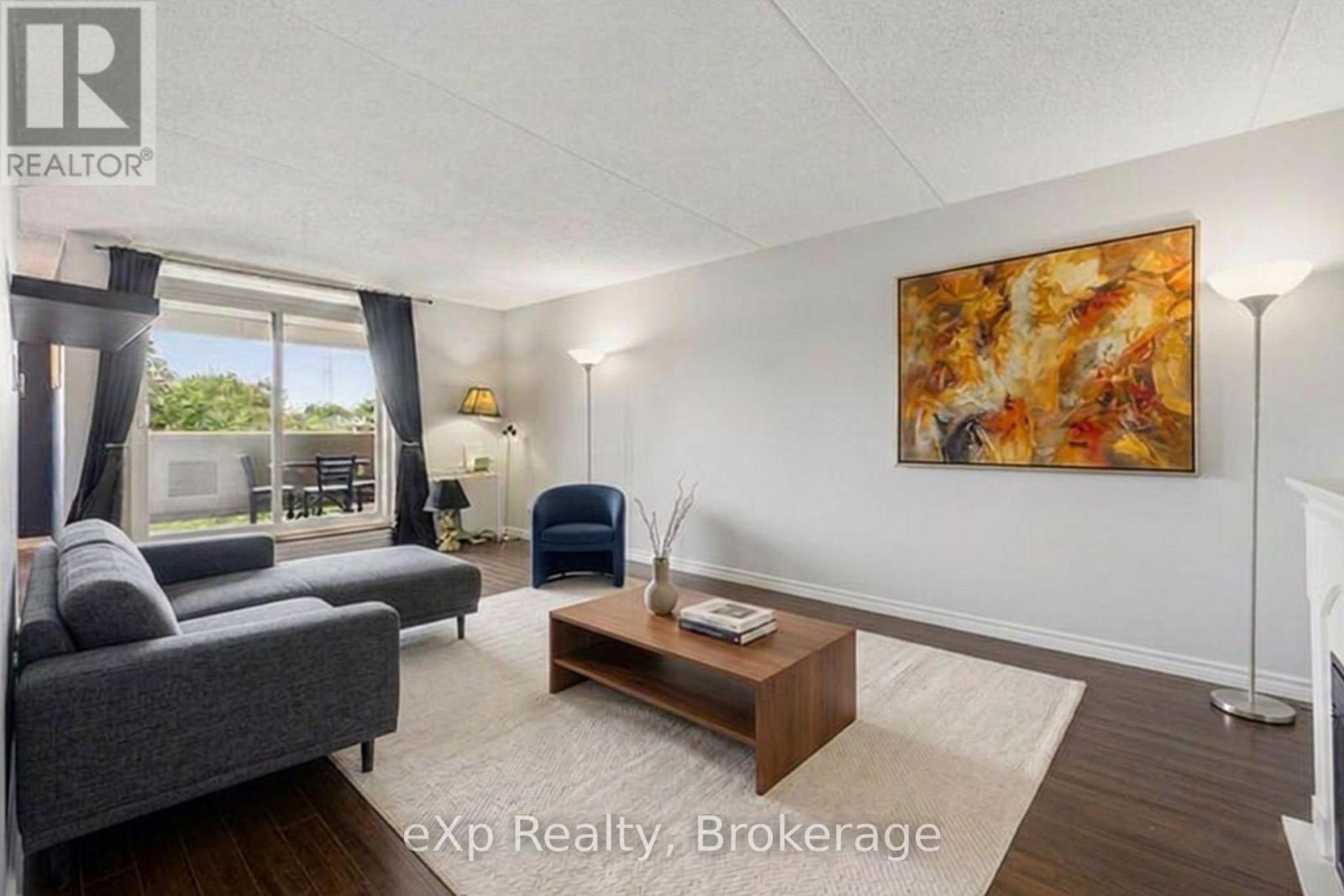 #404 65 SILVERCREEK PARKWAY N - 8