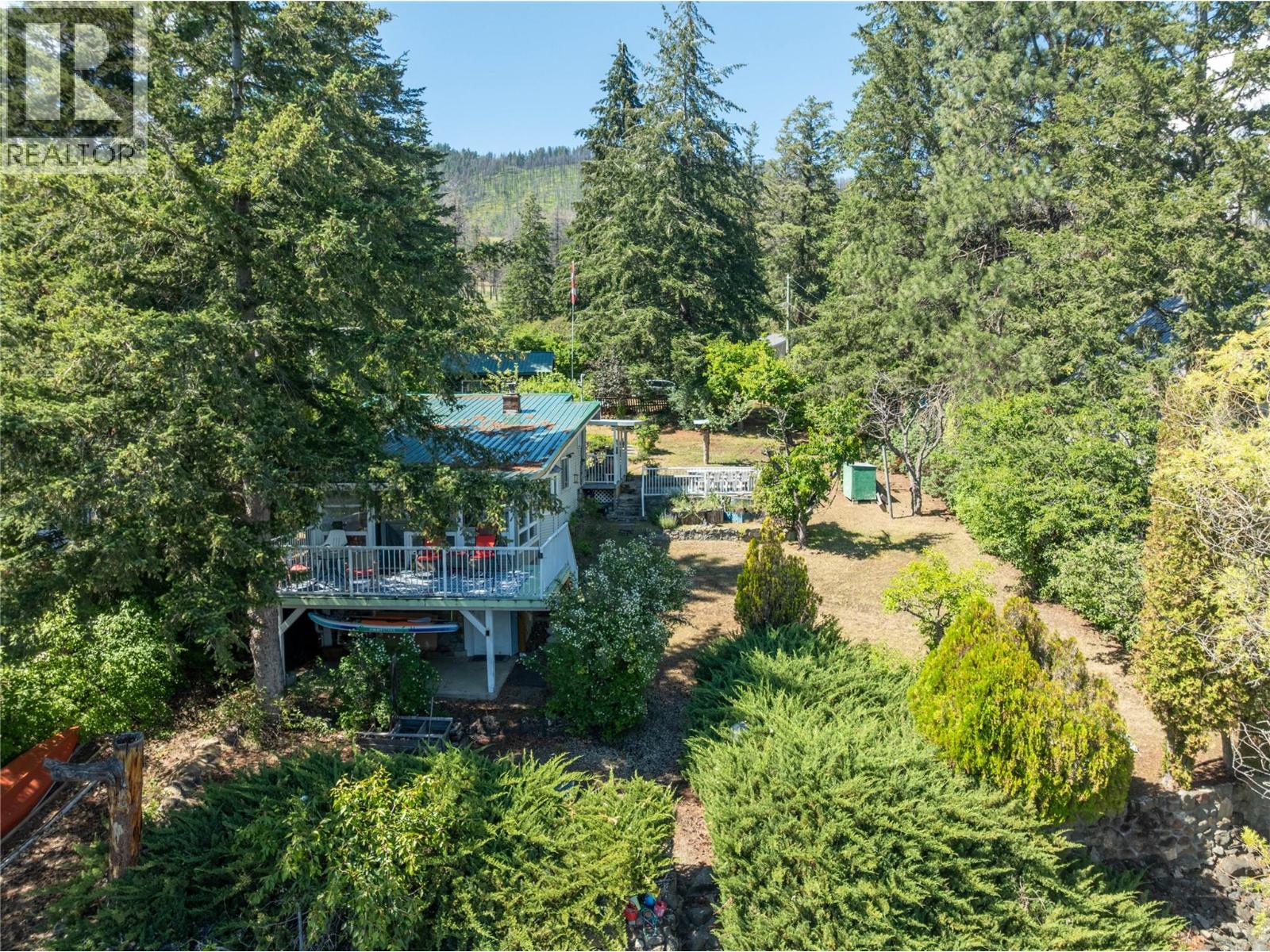 1281 LITTLE SHUSWAP LAKE Road - 2