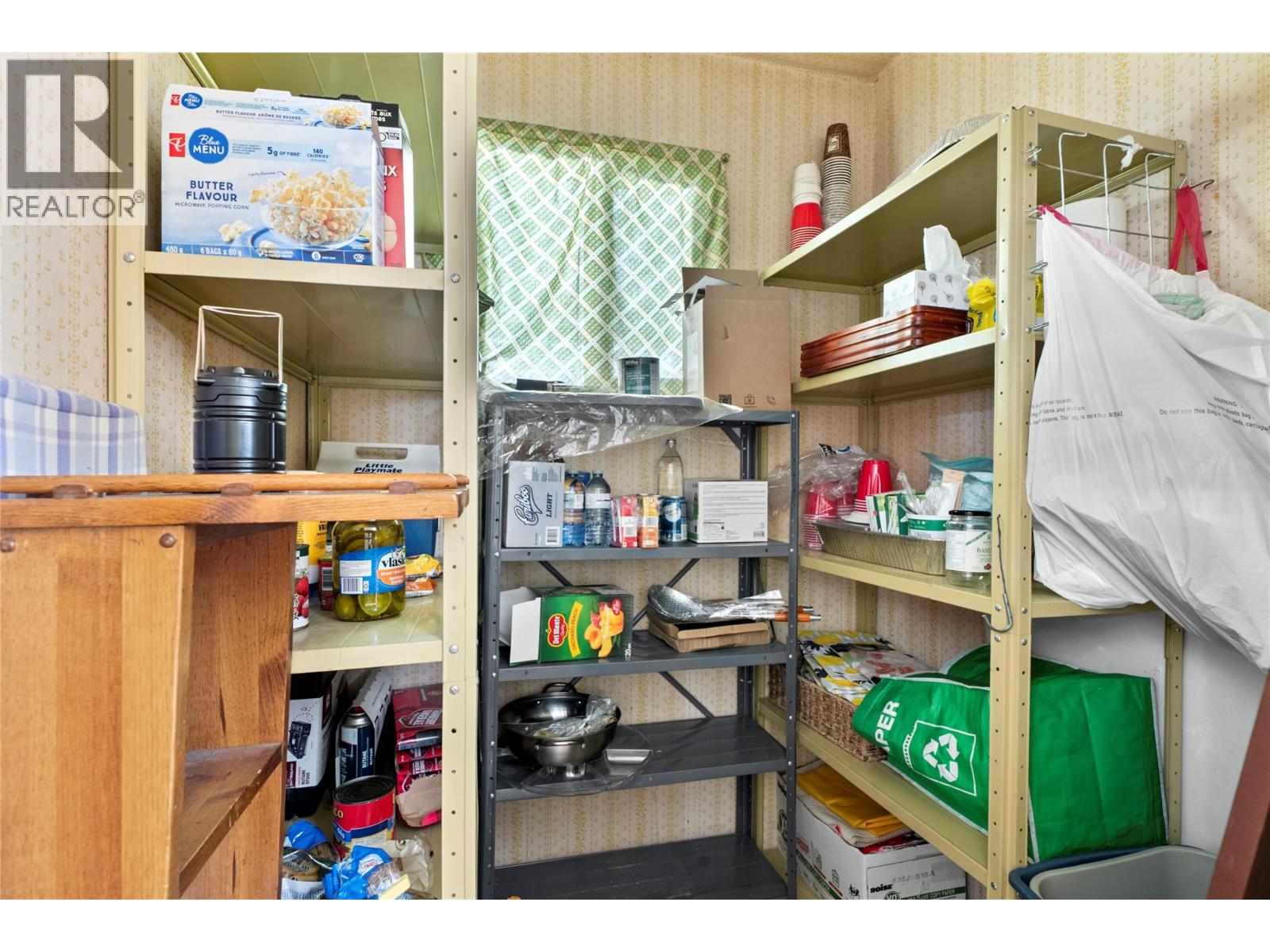 1281 LITTLE SHUSWAP LAKE Road - 26