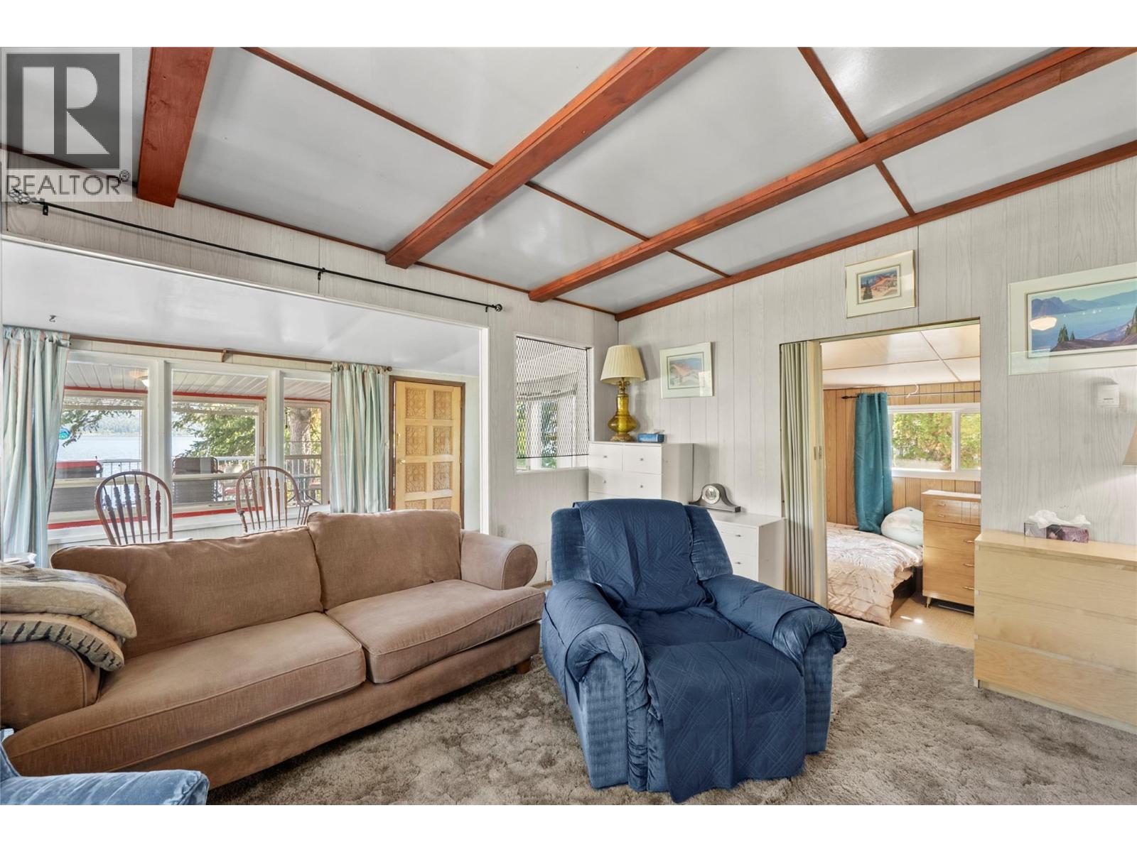 1281 LITTLE SHUSWAP LAKE Road - 19