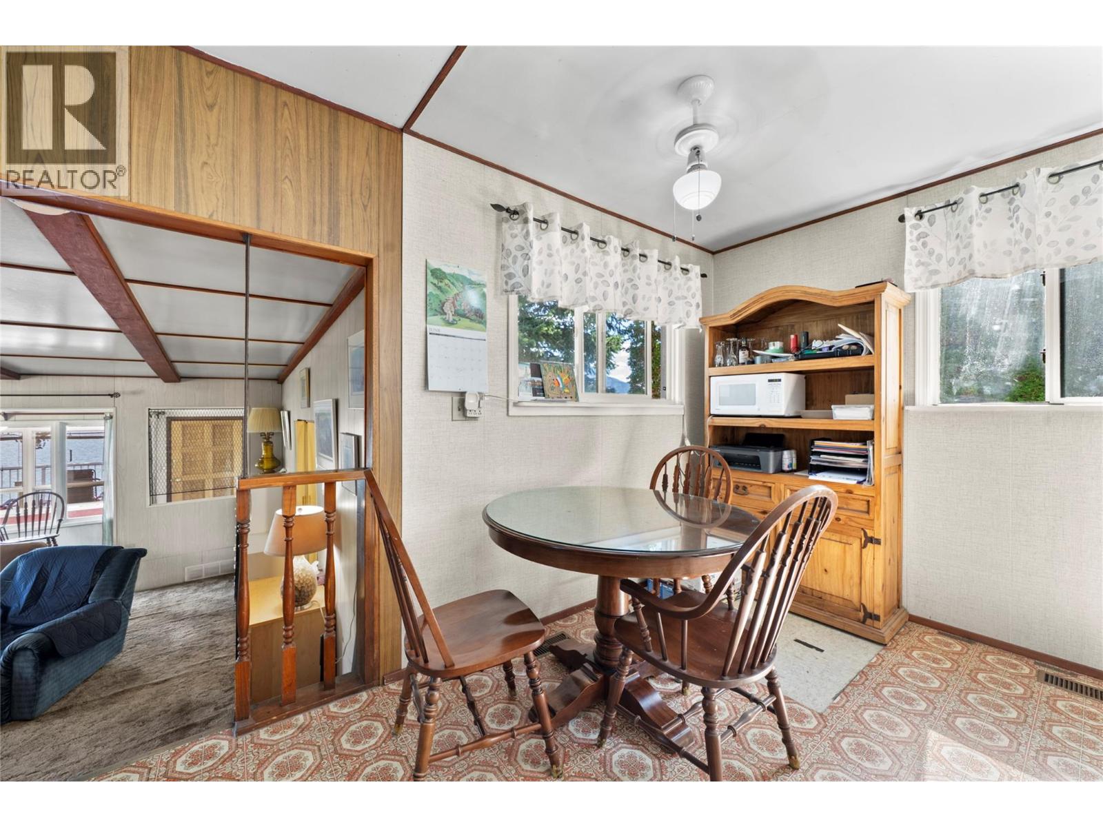 1281 LITTLE SHUSWAP LAKE Road - 27