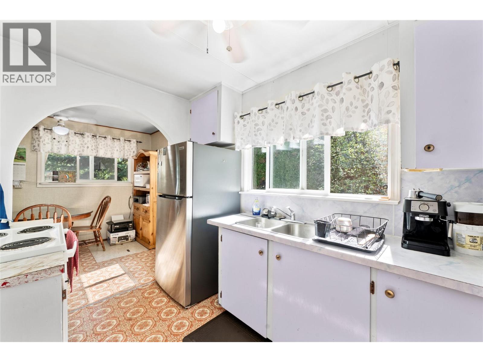 1281 LITTLE SHUSWAP LAKE Road - 30