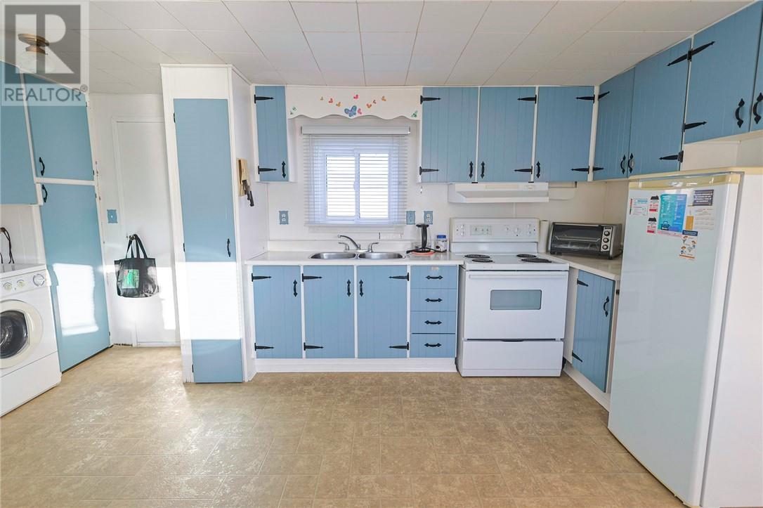 24 Glenbower Crescent Unit# 11 - 11