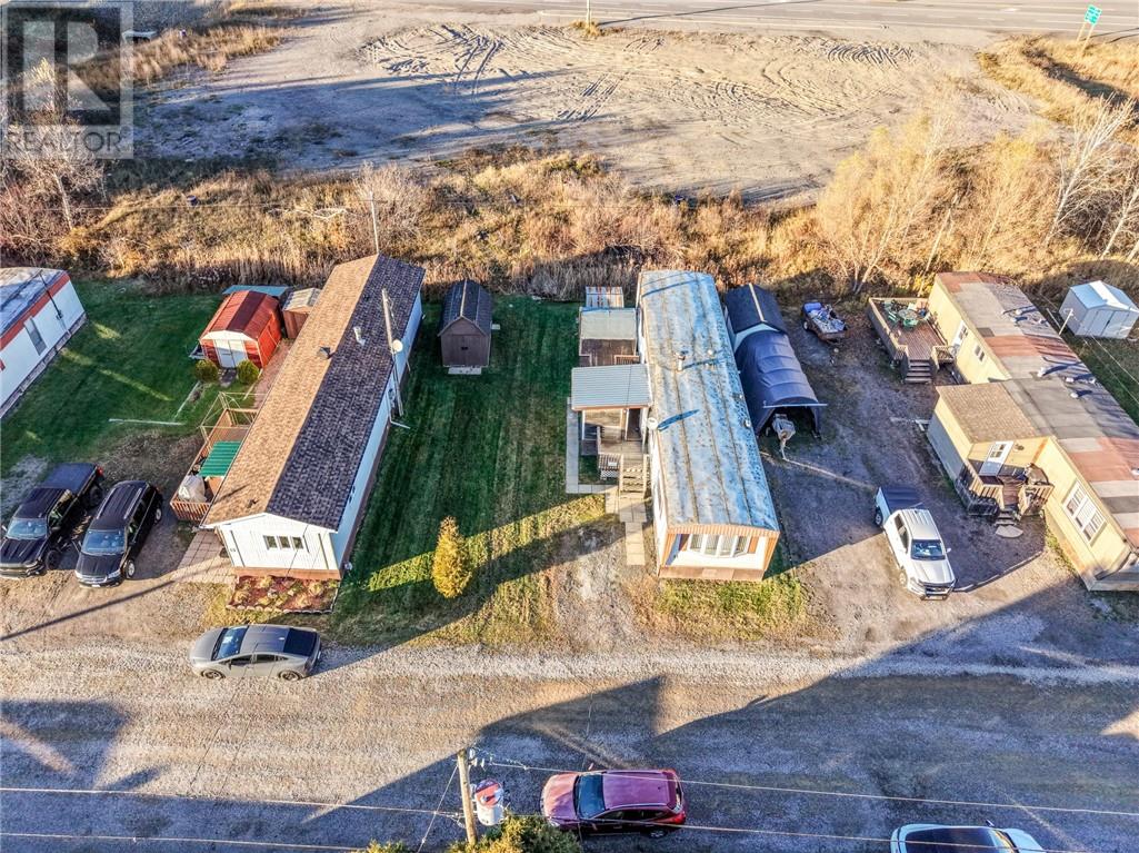 24 Glenbower Crescent Unit# 11 - 2