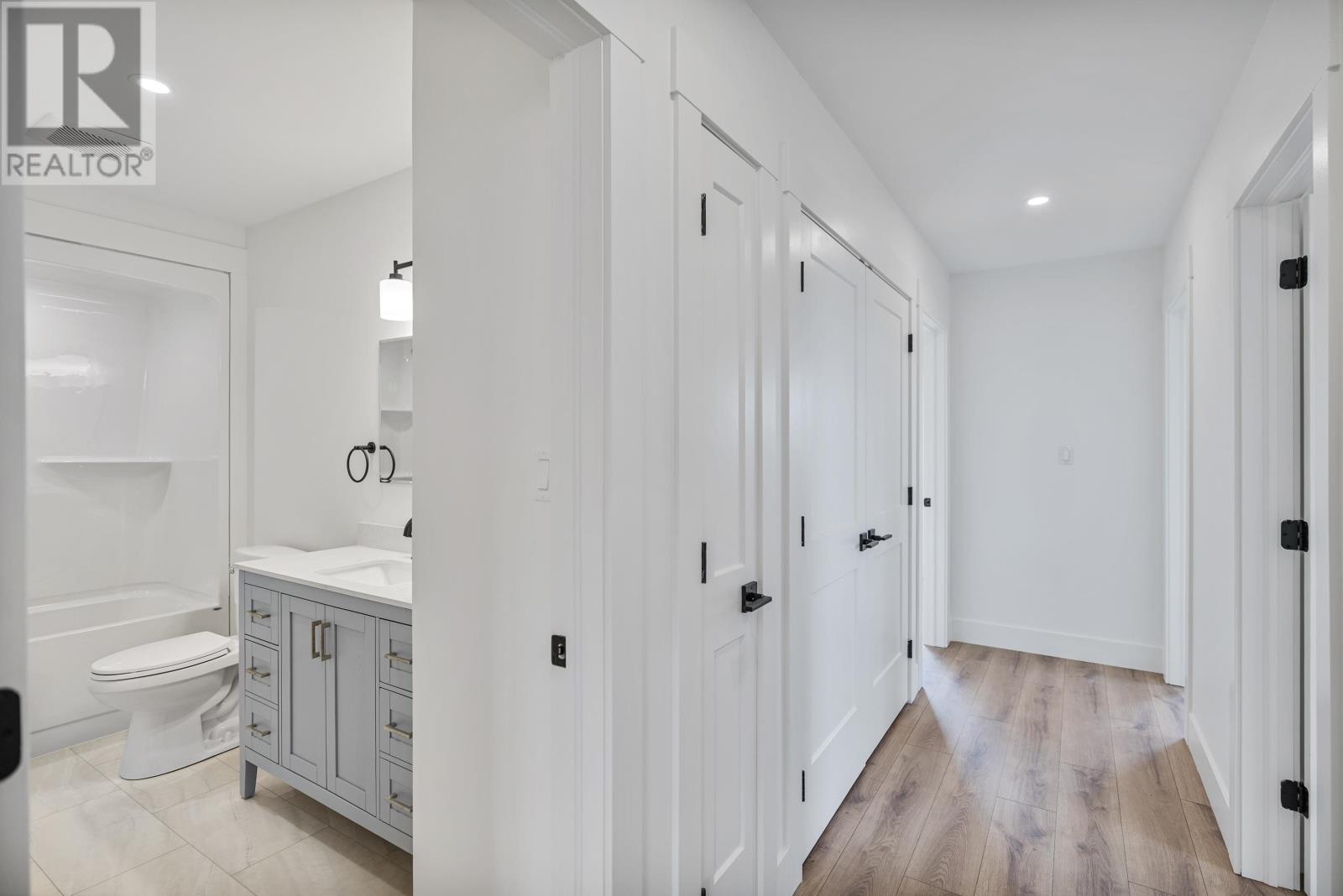 35 Paddington Avenue - 24