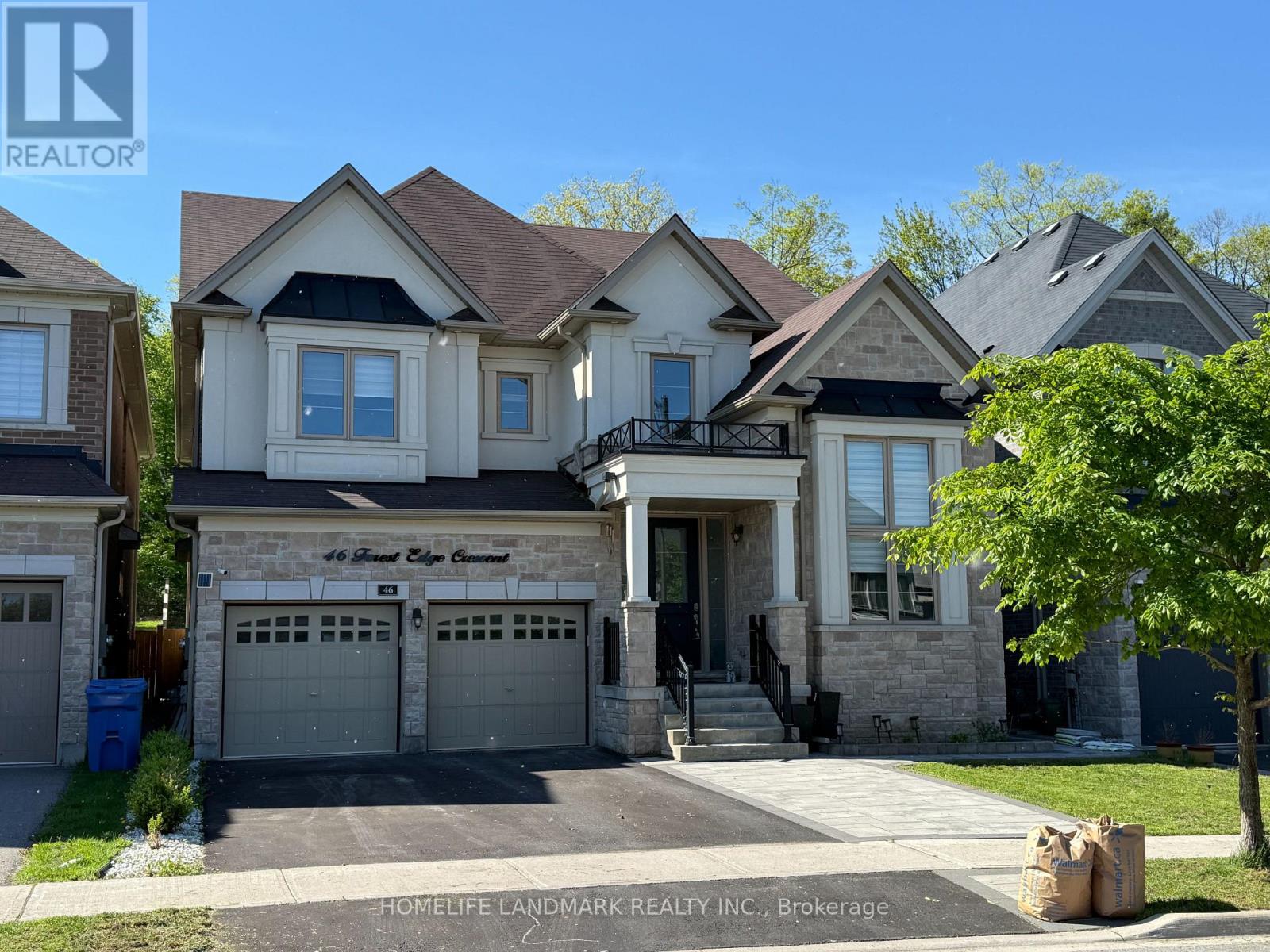 46 FOREST EDGE CRESCENT - 37