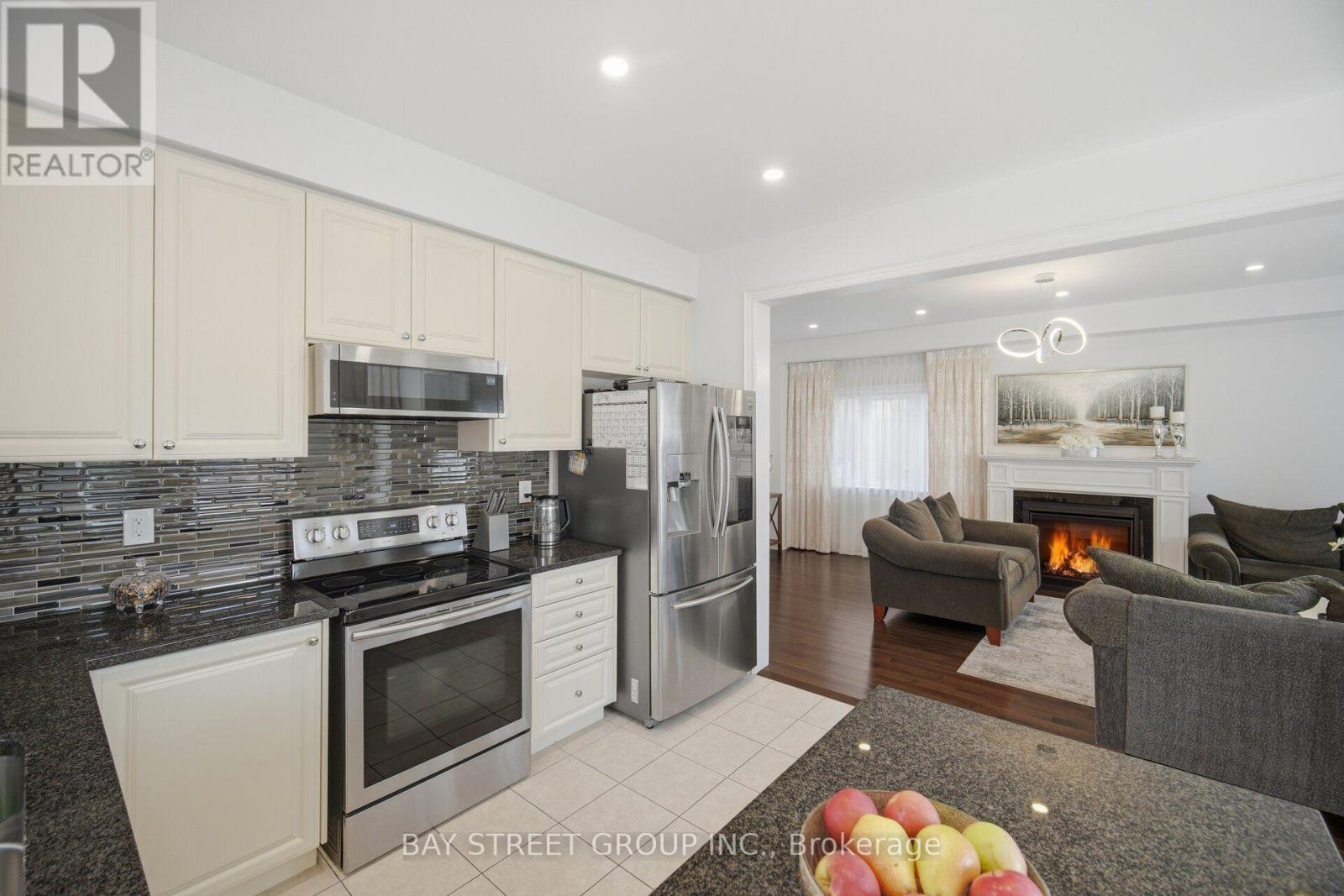66 MILBY CRESCENT - 10