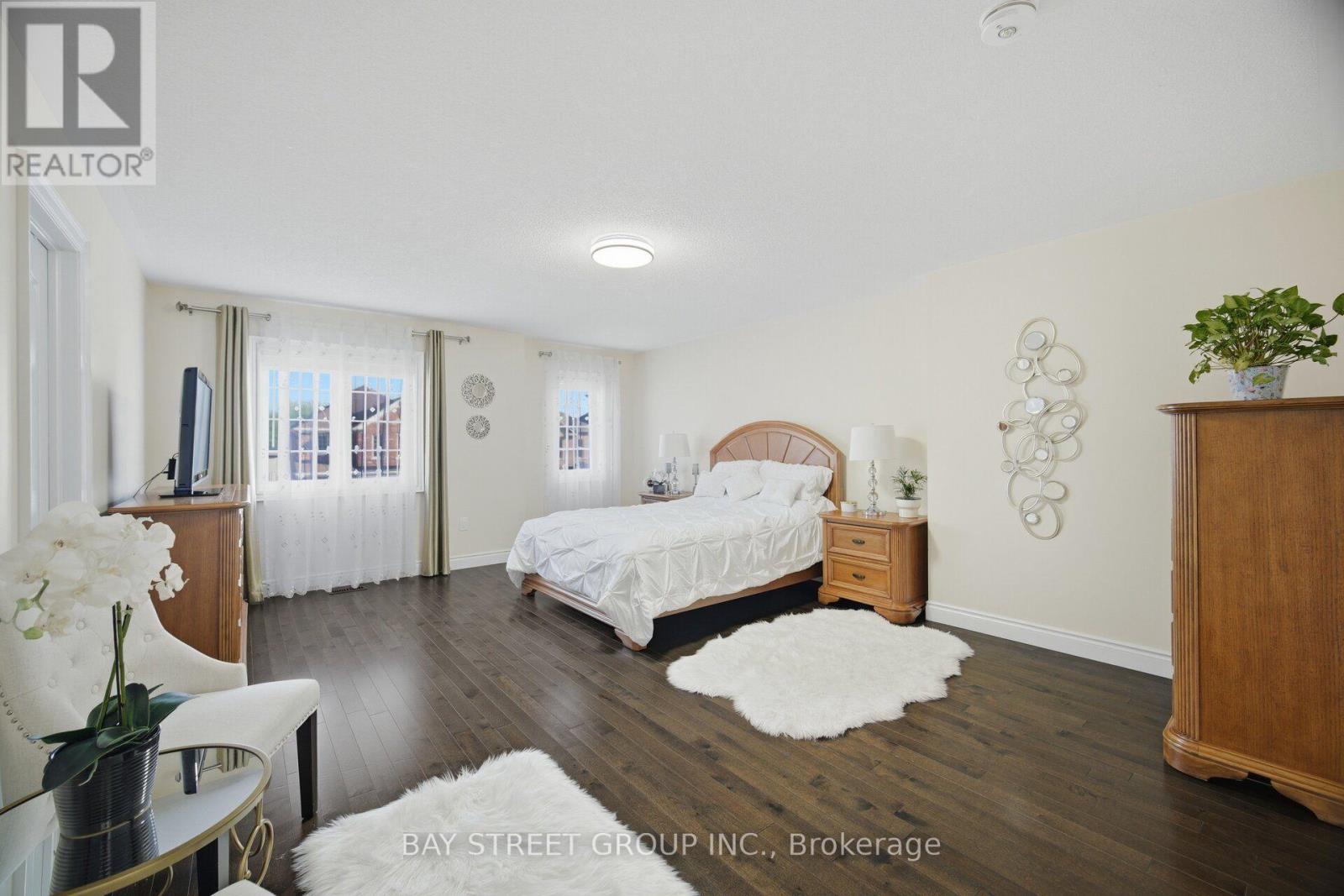 66 MILBY CRESCENT - 13