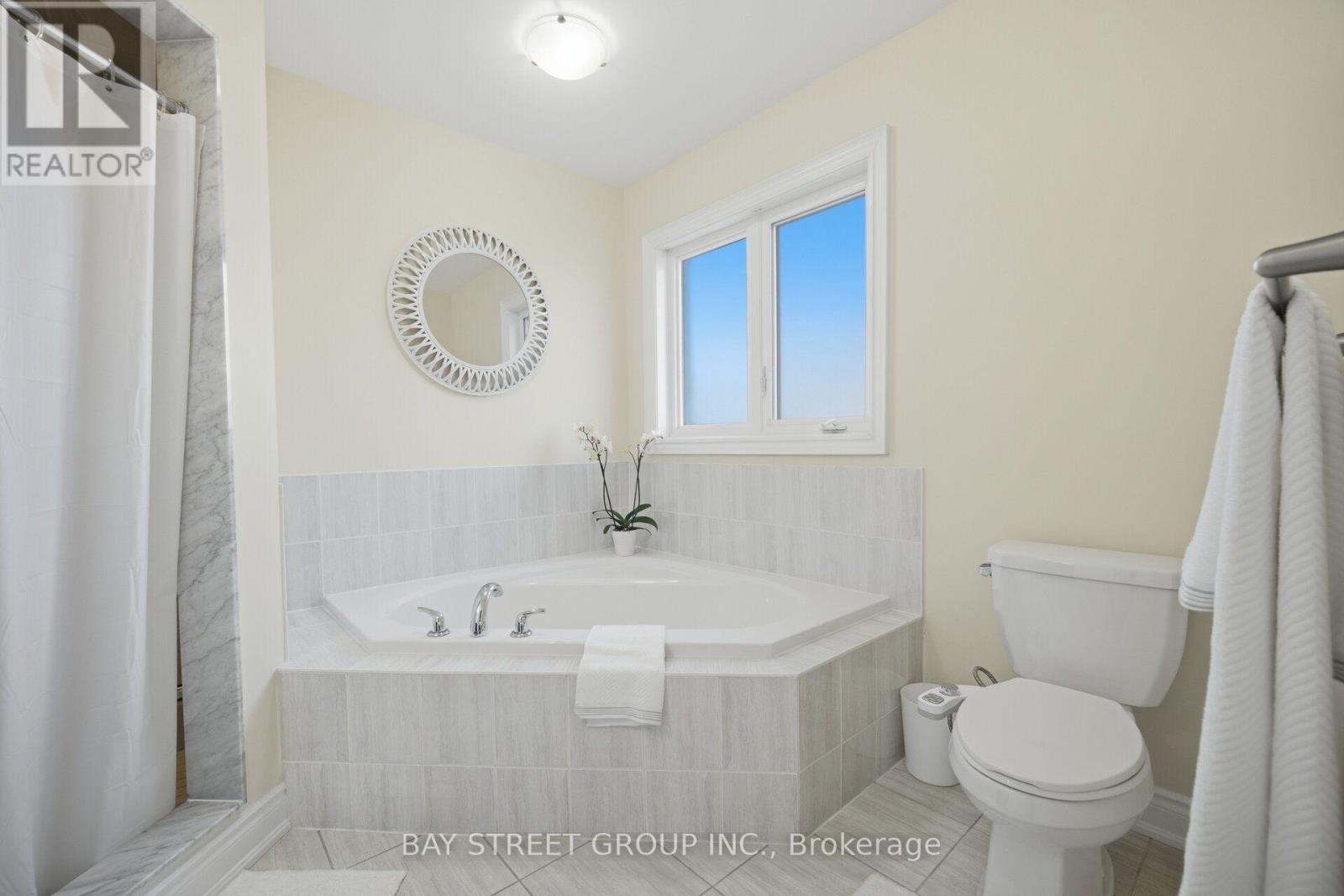 66 MILBY CRESCENT - 15