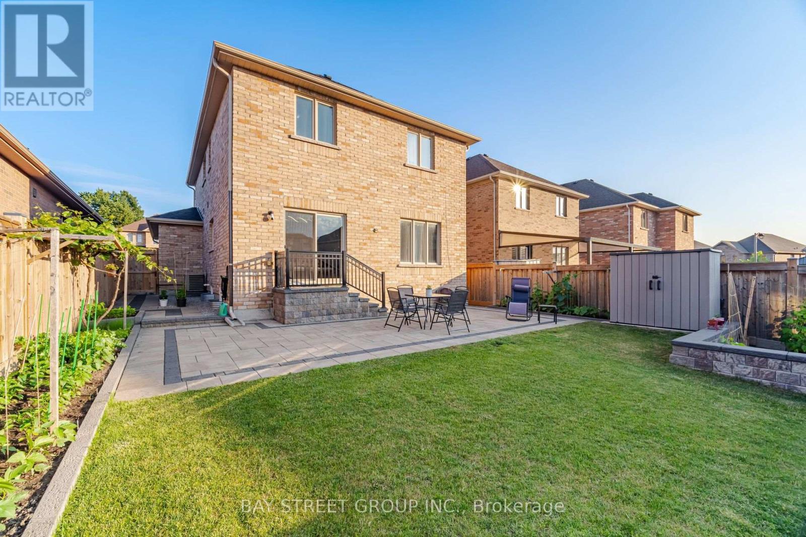 66 MILBY CRESCENT - 32
