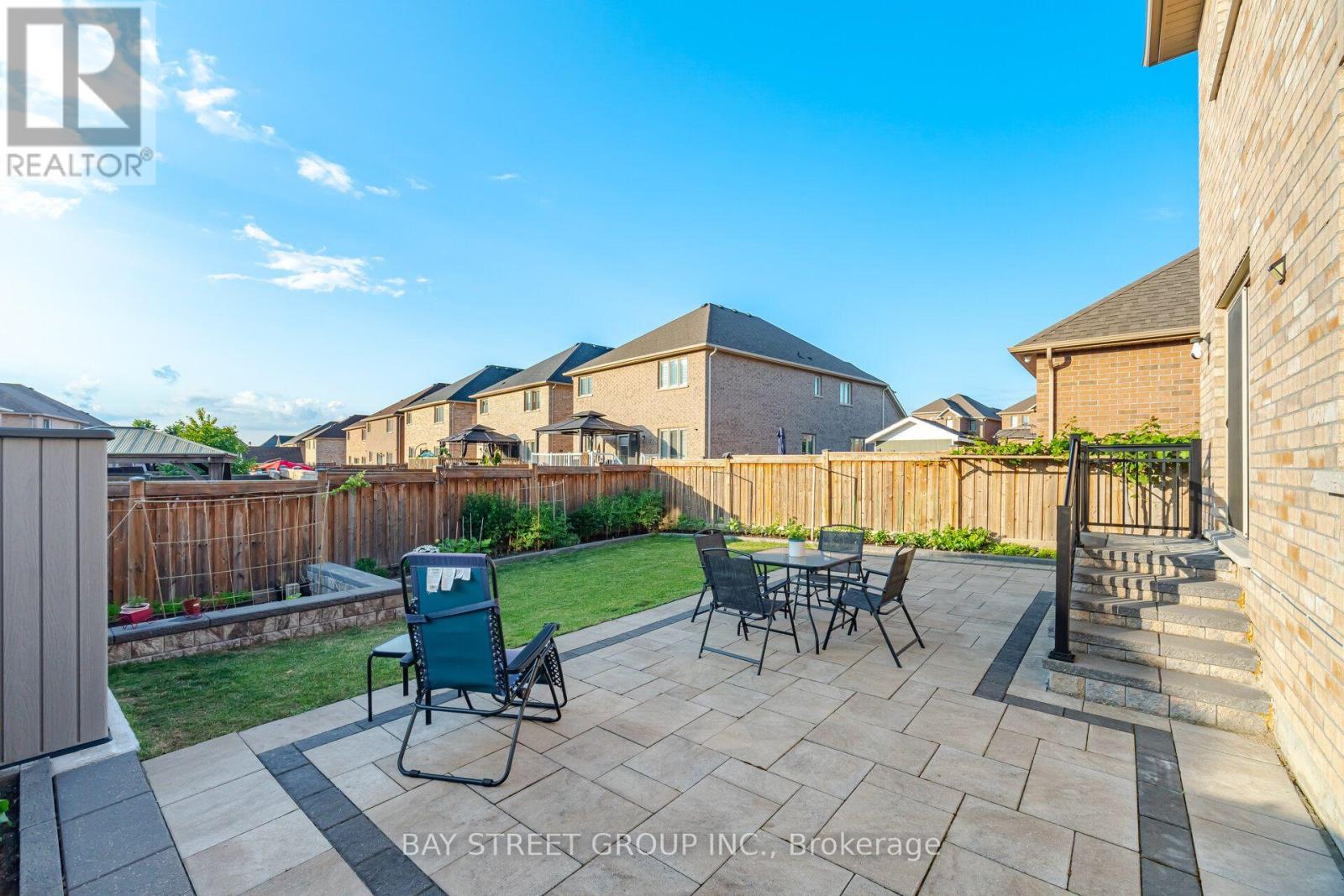 66 MILBY CRESCENT - 34
