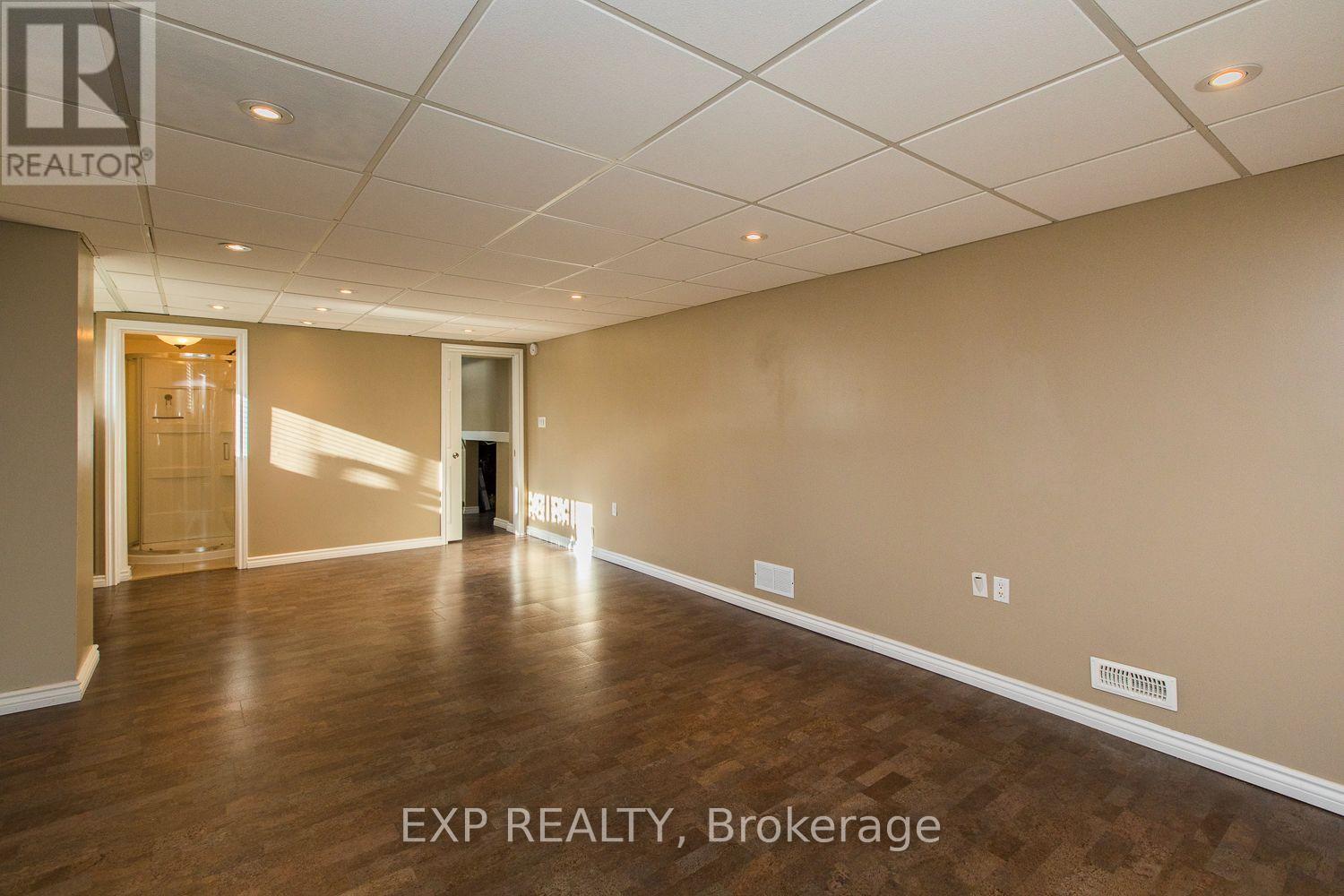 28 APPLEFORD STREET, Ottawa. Luxury613. By Peter Sagos - Image 23