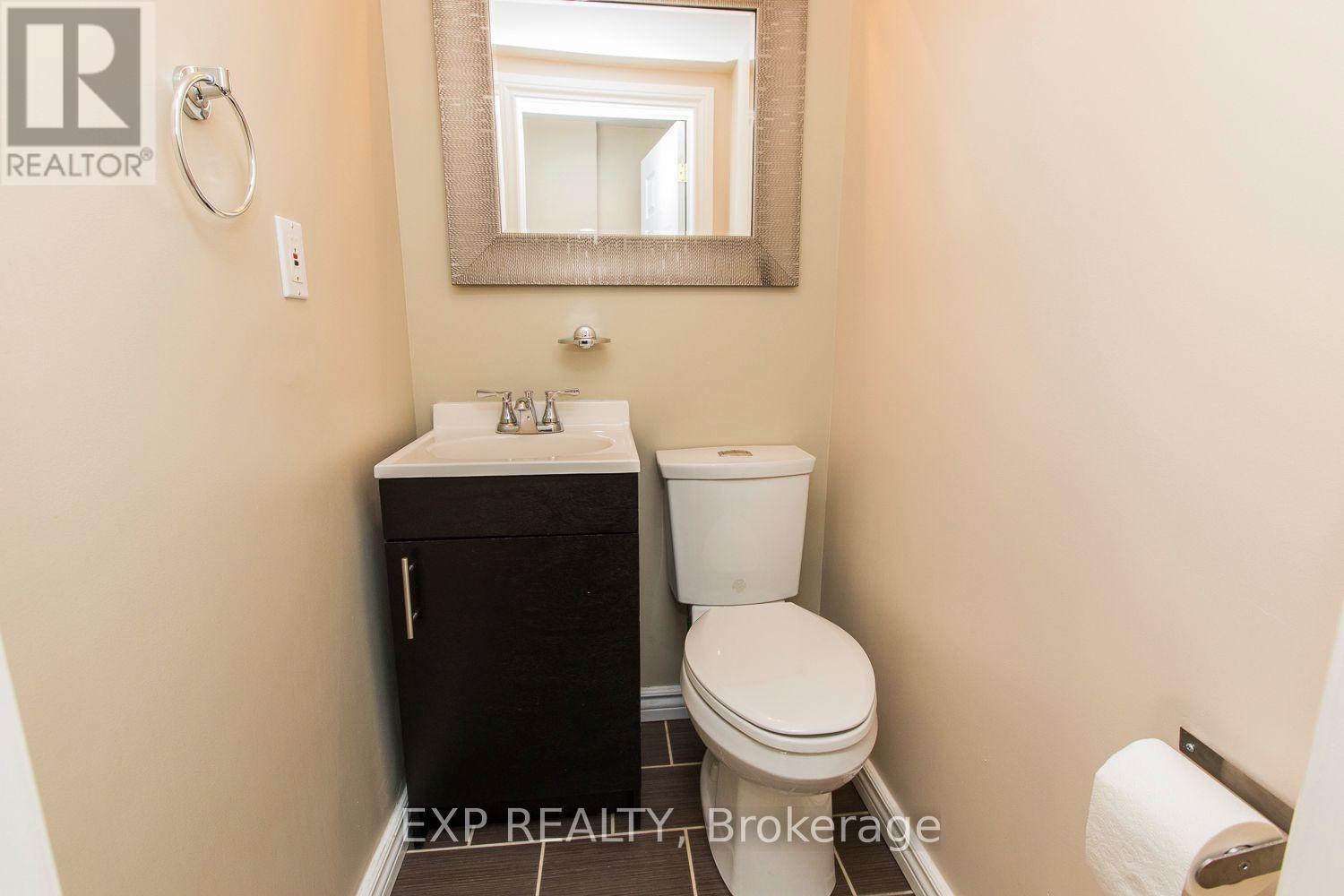 28 APPLEFORD STREET, Ottawa. Luxury613. By Peter Sagos - Image 25