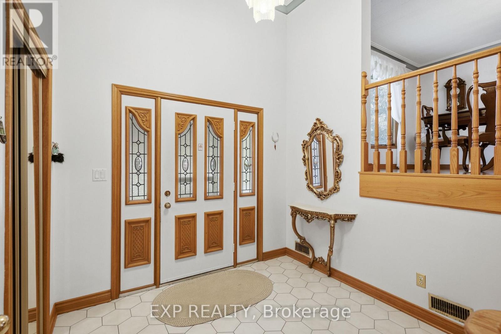 12 FERN GATE - Image 5