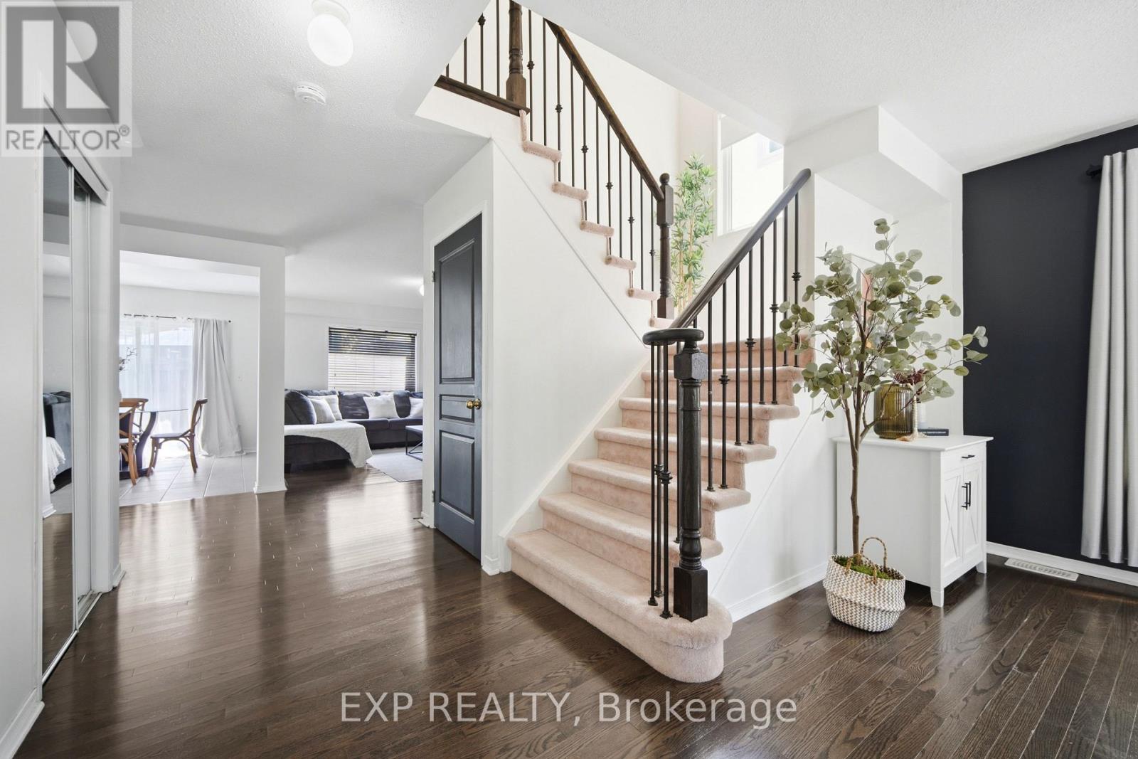 579 SHAFTSBURY STREET - 15