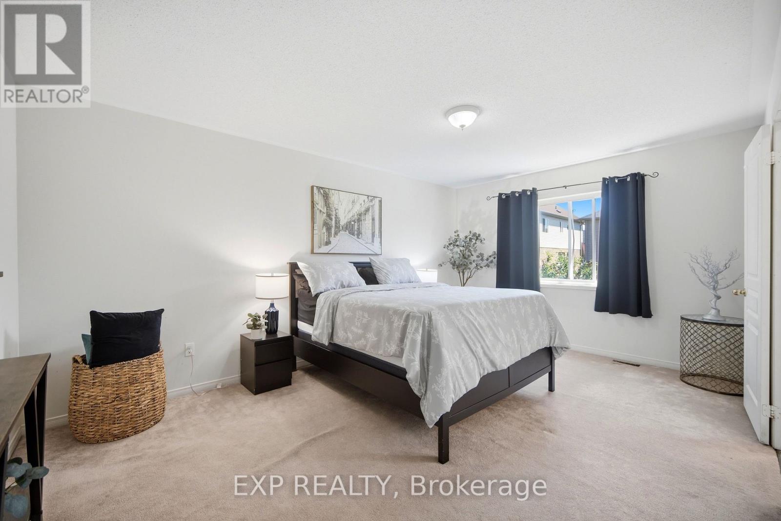579 SHAFTSBURY STREET - 17