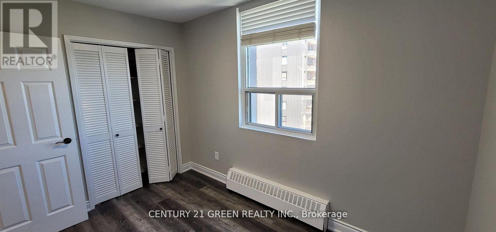 #902 3065 QUEEN FREDERICA DRIVE - 20
