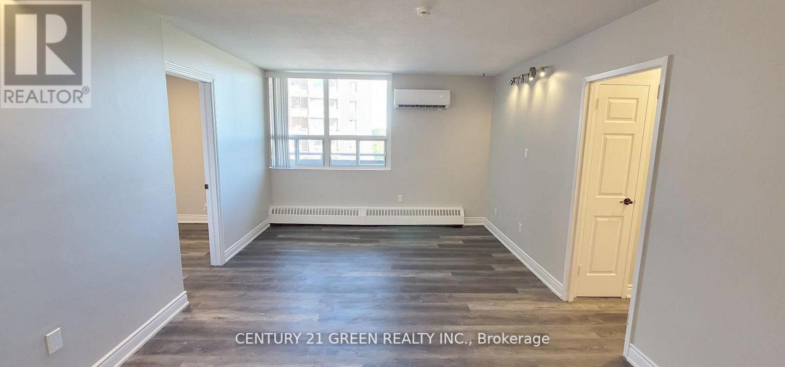 #902 3065 QUEEN FREDERICA DRIVE - 5