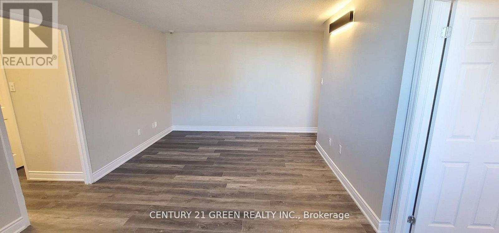 #902 3065 QUEEN FREDERICA DRIVE - 7
