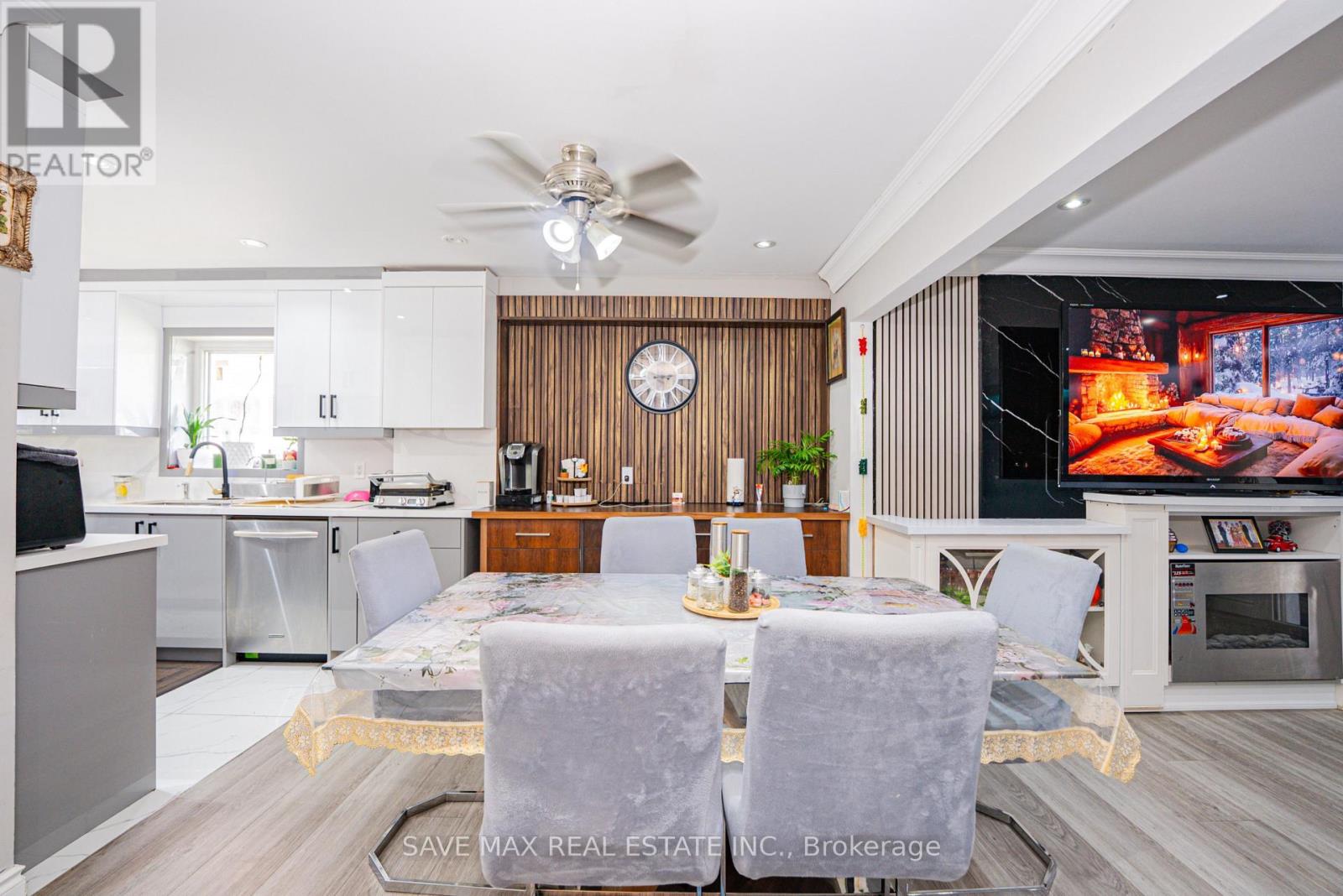22 FOXACRE ROW - 11
