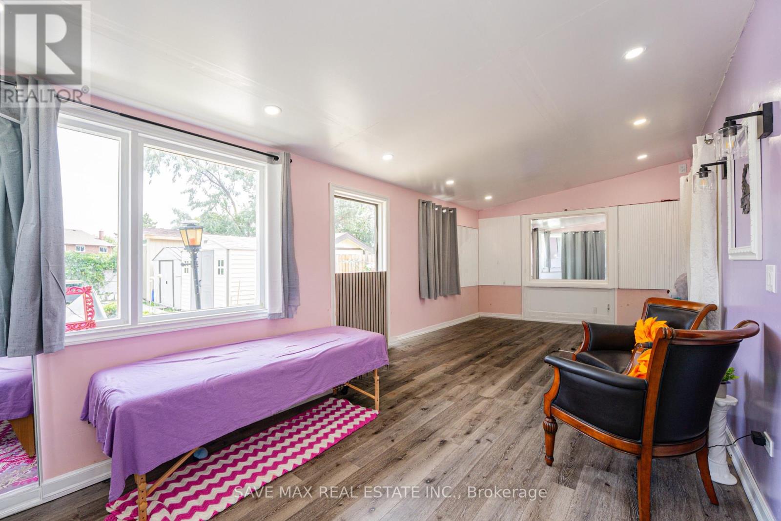 22 FOXACRE ROW - 17