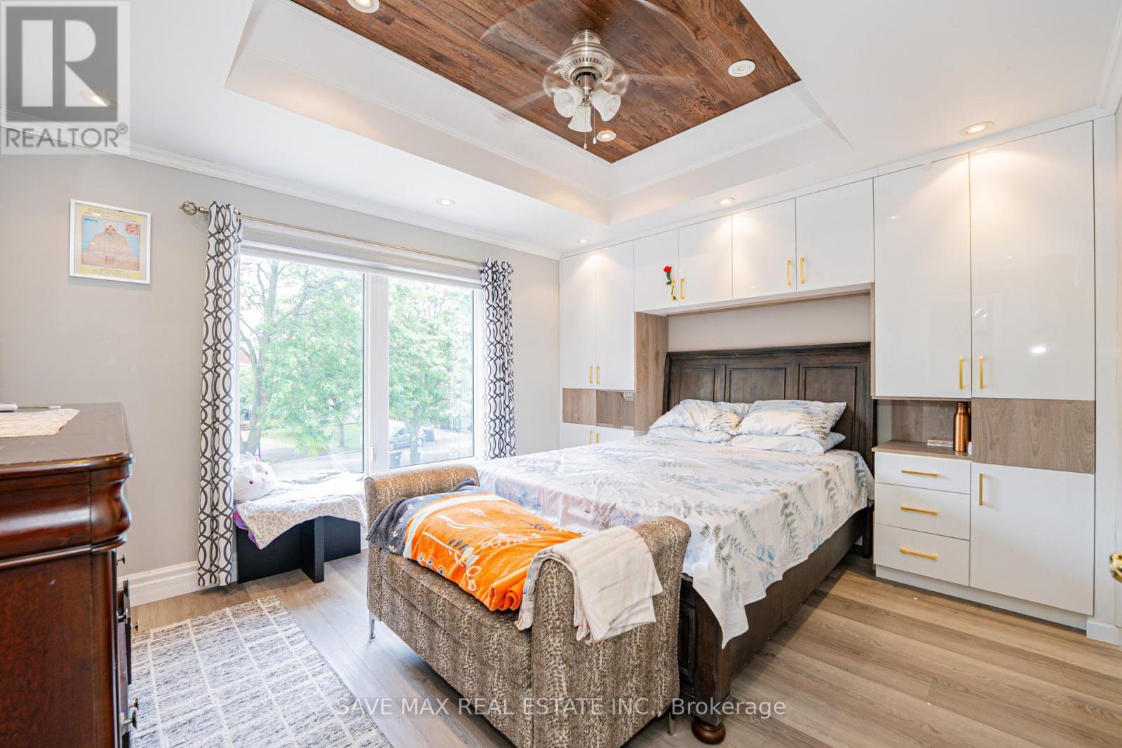 22 FOXACRE ROW - 21
