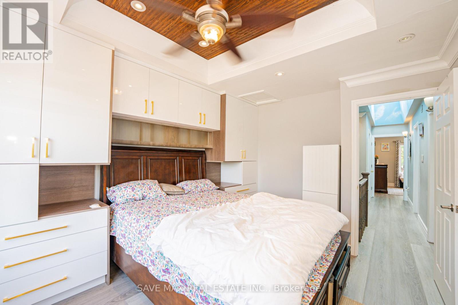 22 FOXACRE ROW - 28