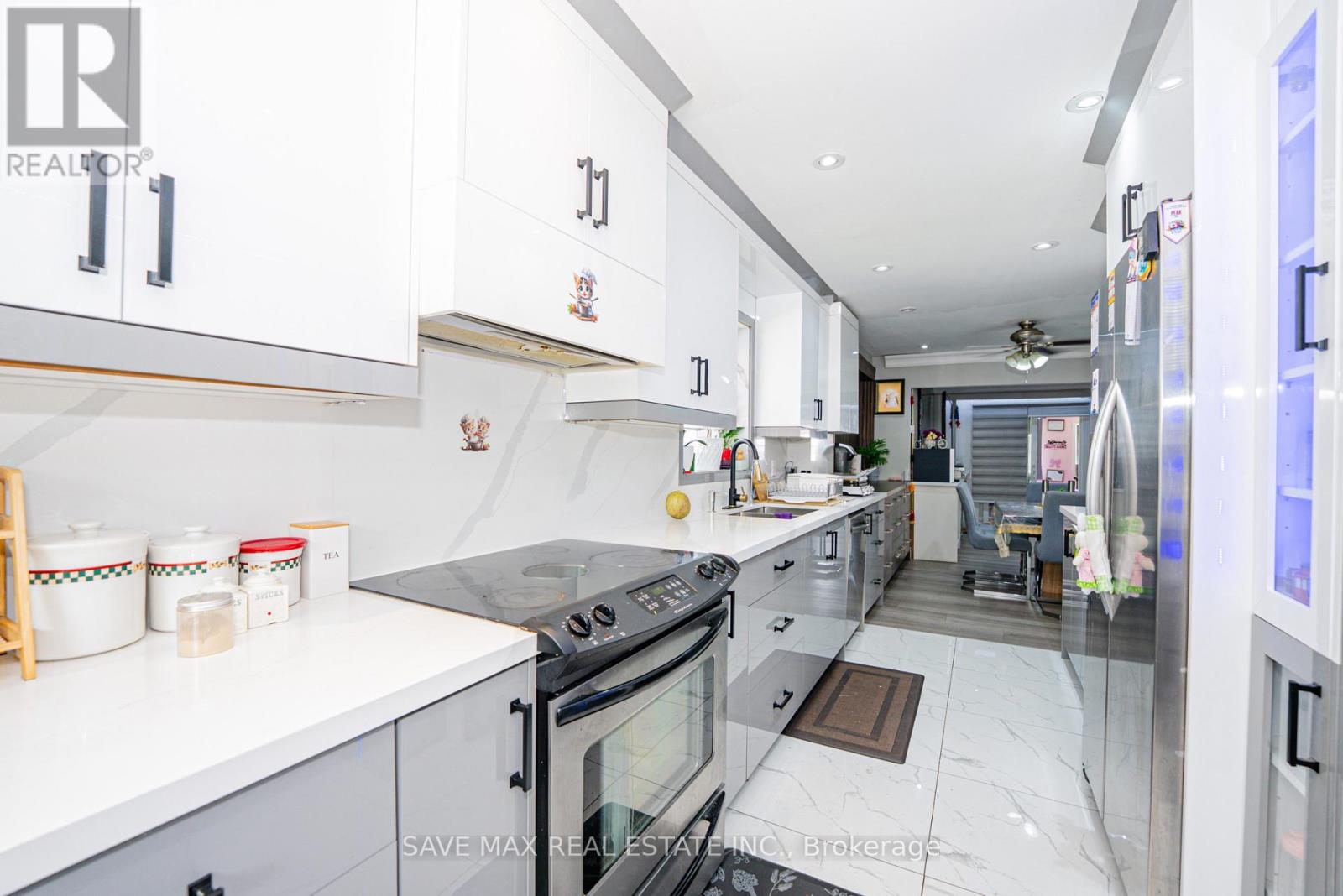 22 FOXACRE ROW - 9