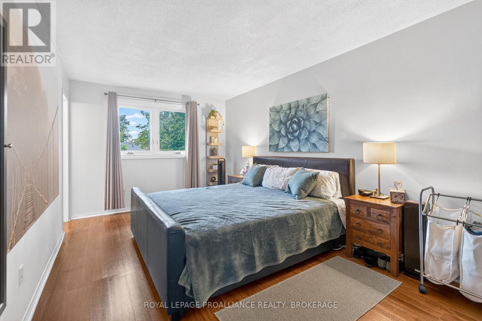 24 BALMORAL COURT - 26
