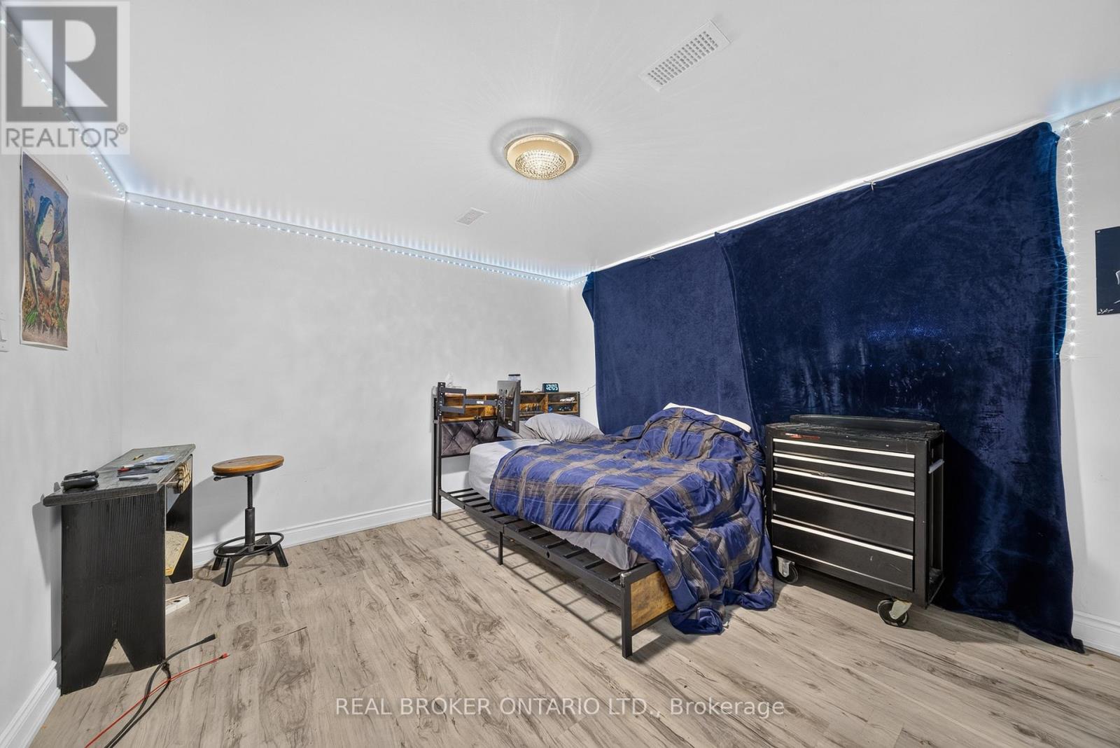 115 GREEN ROAD - 30