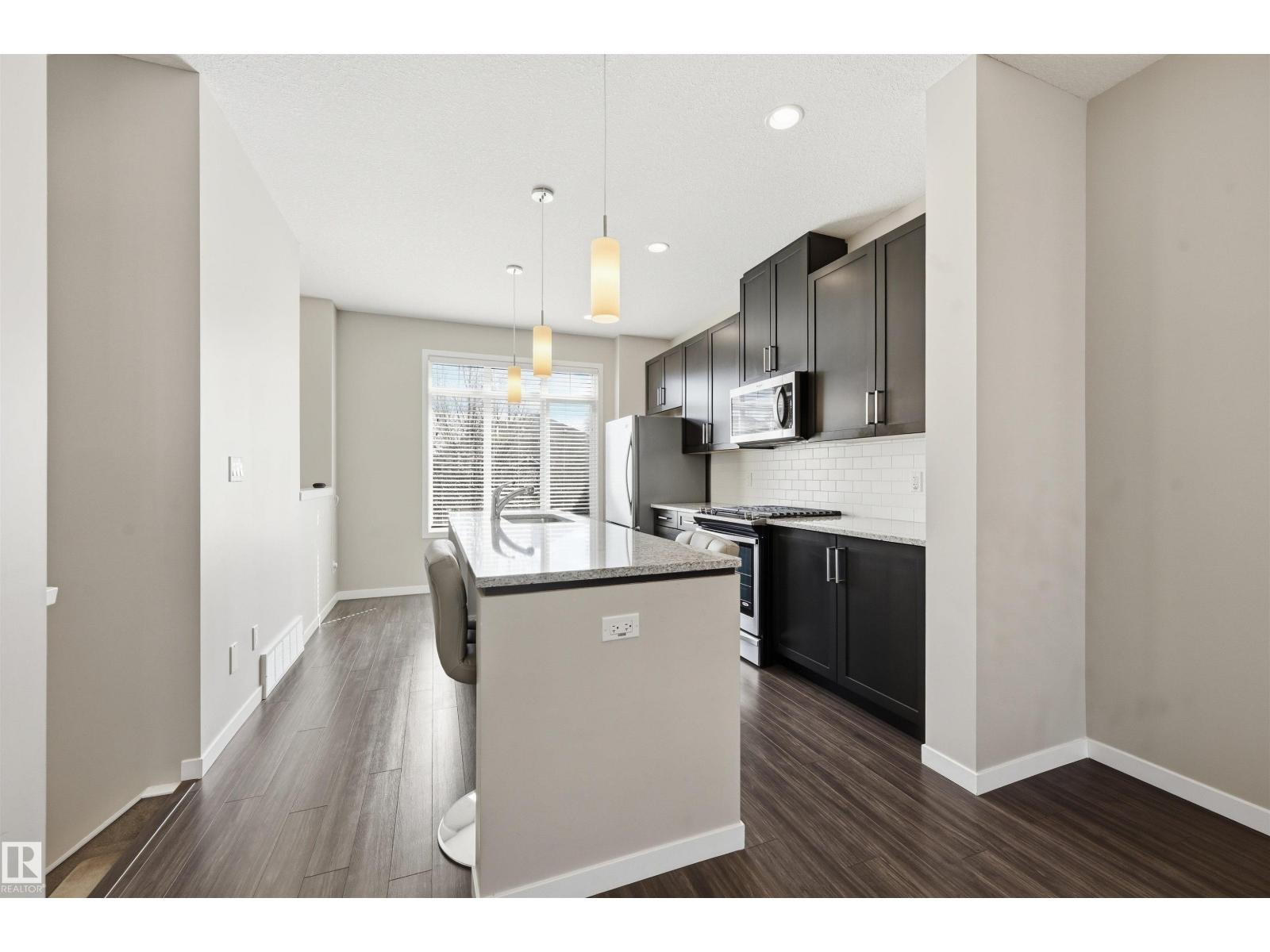 #4 320 SECORD BV NW - 6