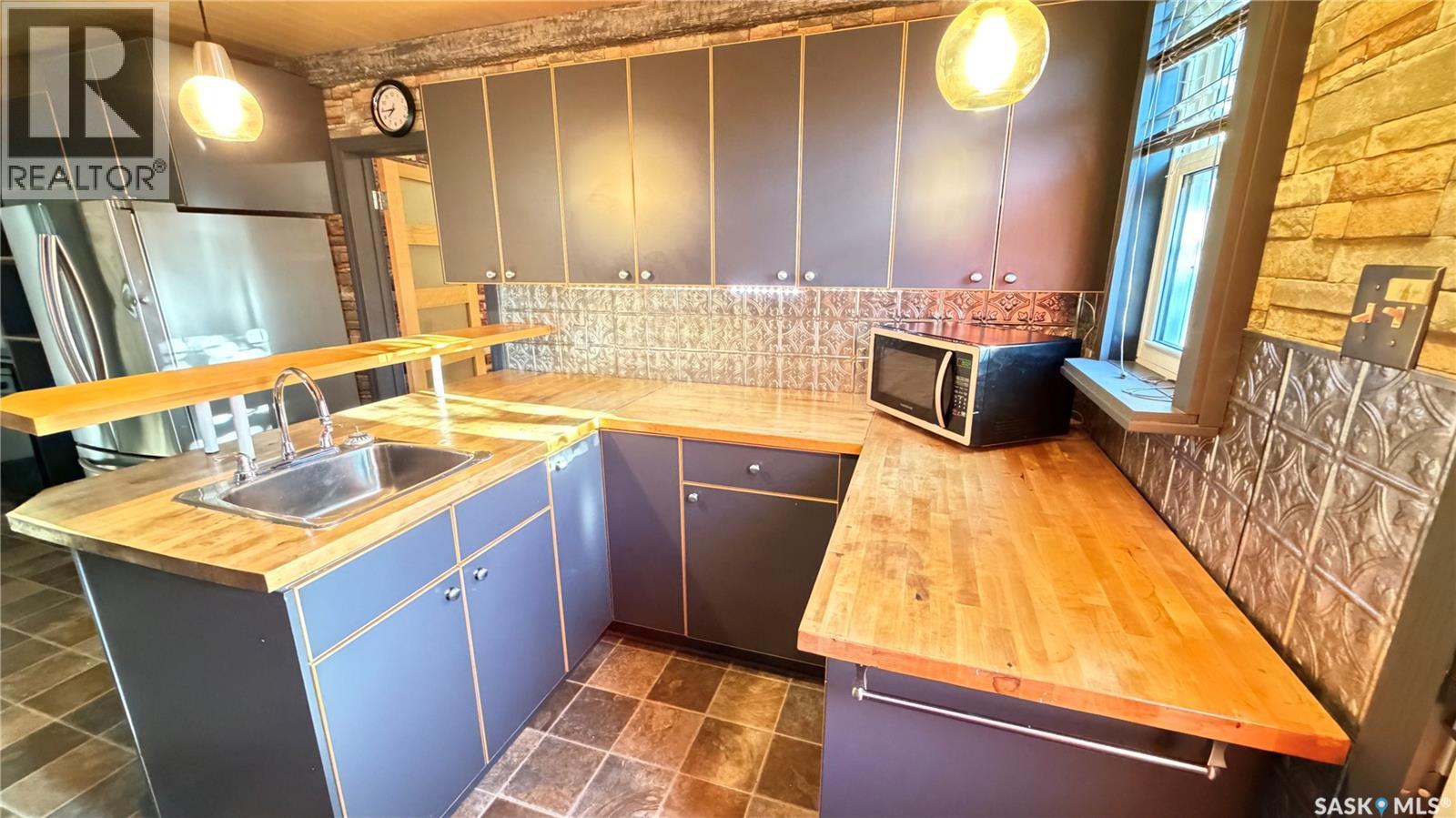 217 2nd AVENUE - 9