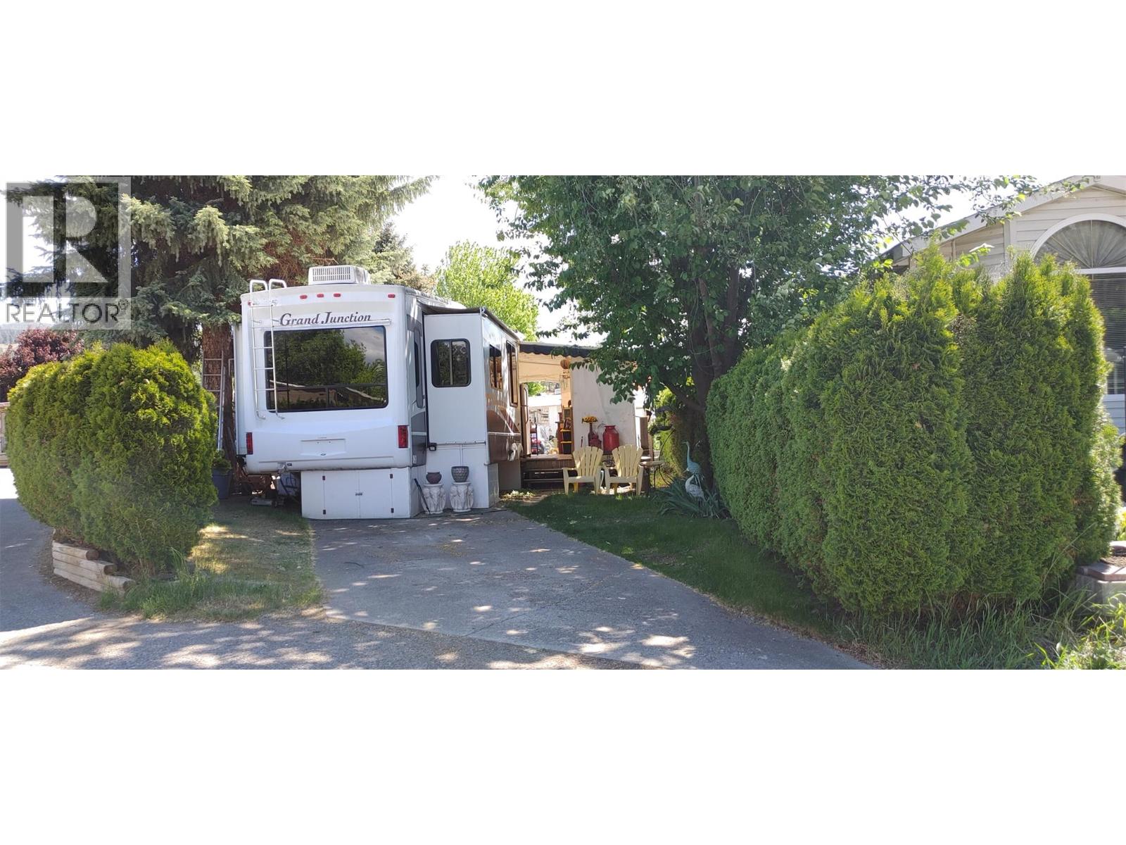 #219 415 Commonwealth Road - 4