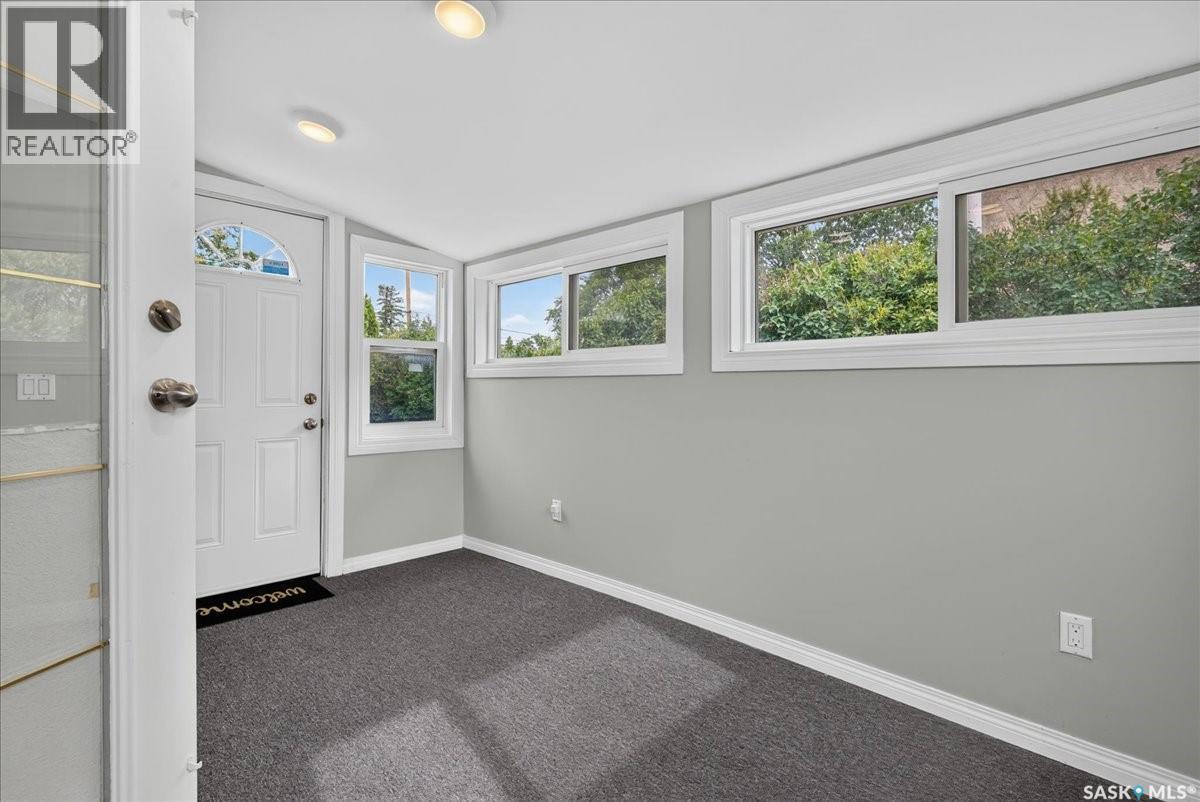 276 Halifax STREET - 10