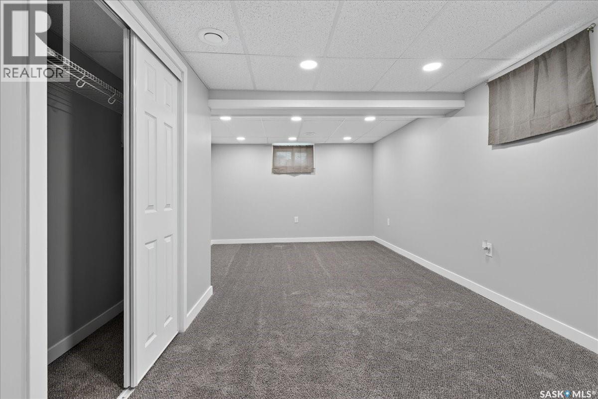 276 Halifax STREET - 14