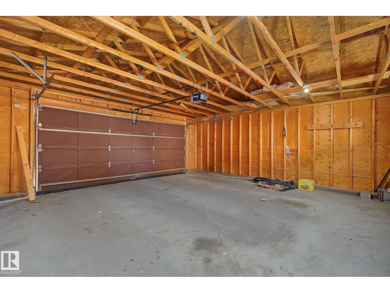 7327 189 ST NW — photo 40