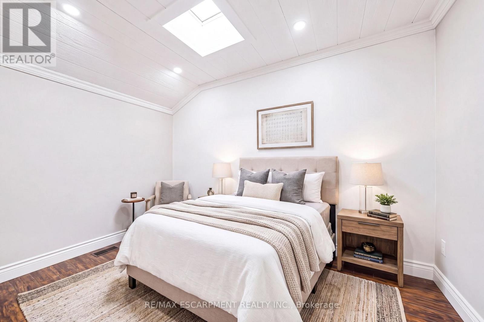 153 ELGIN STREET - 25