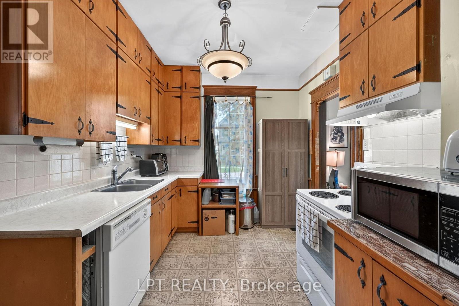 277 ANDREW STREET - 18