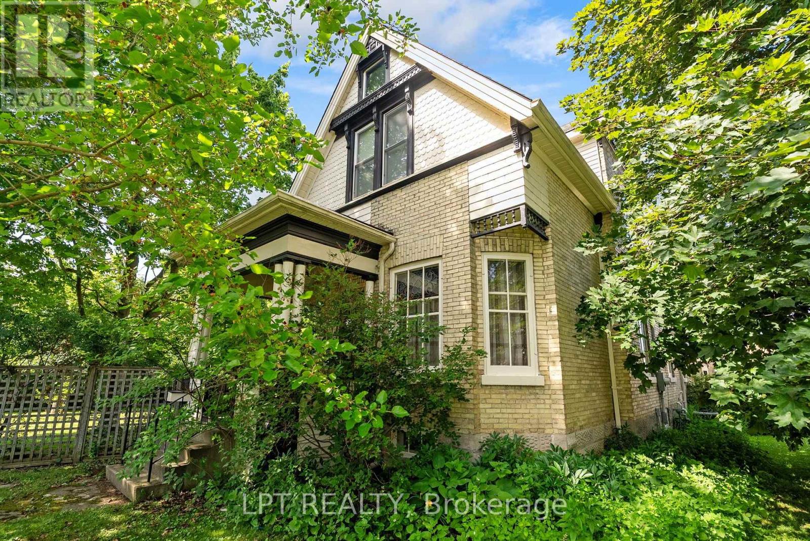 277 ANDREW STREET - 3