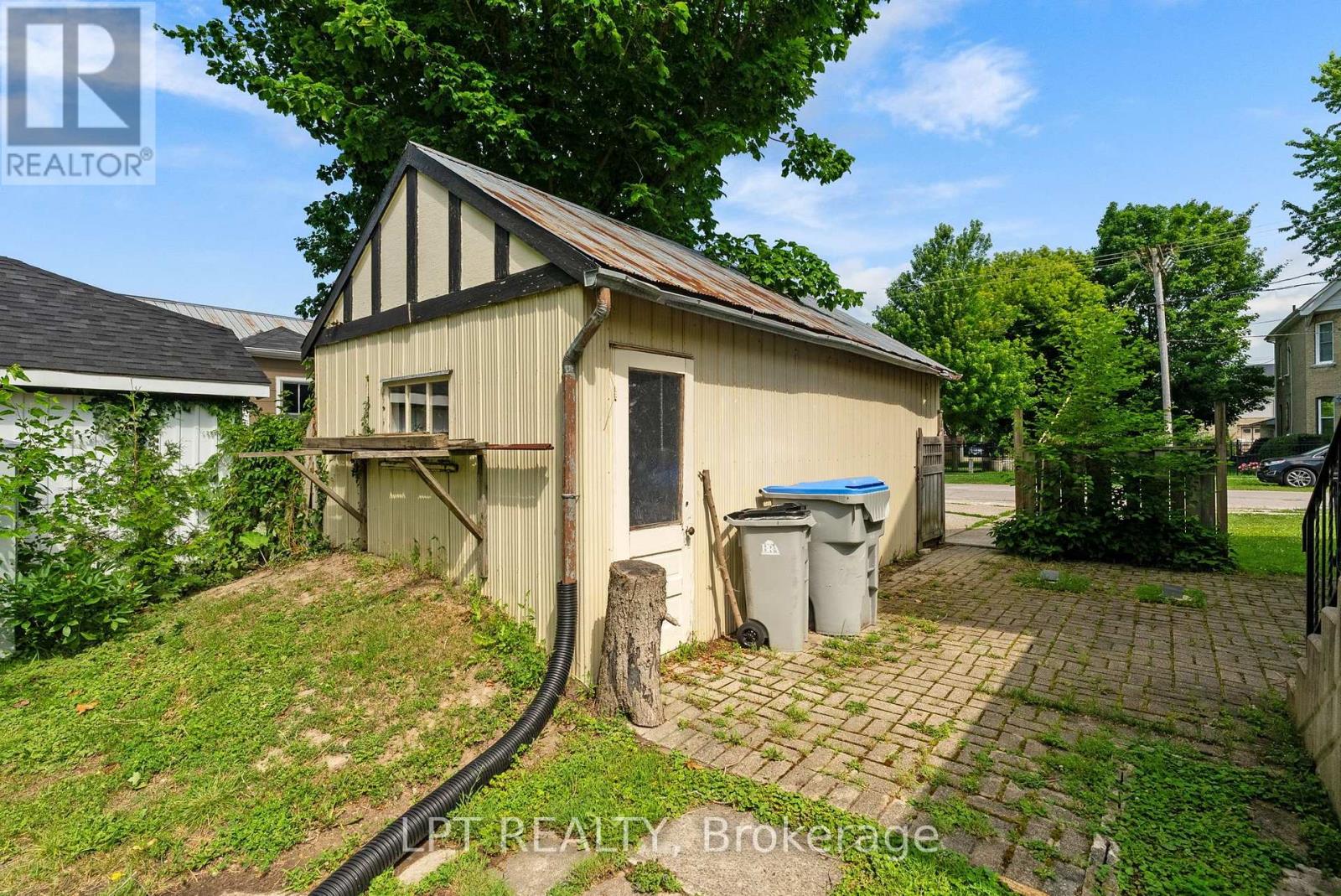 277 ANDREW STREET - 41
