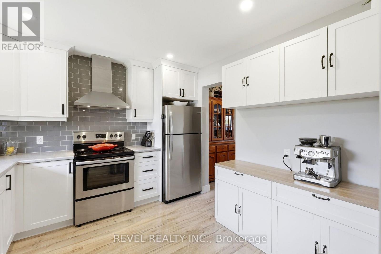 #2 669 OSGOODE DRIVE - 8