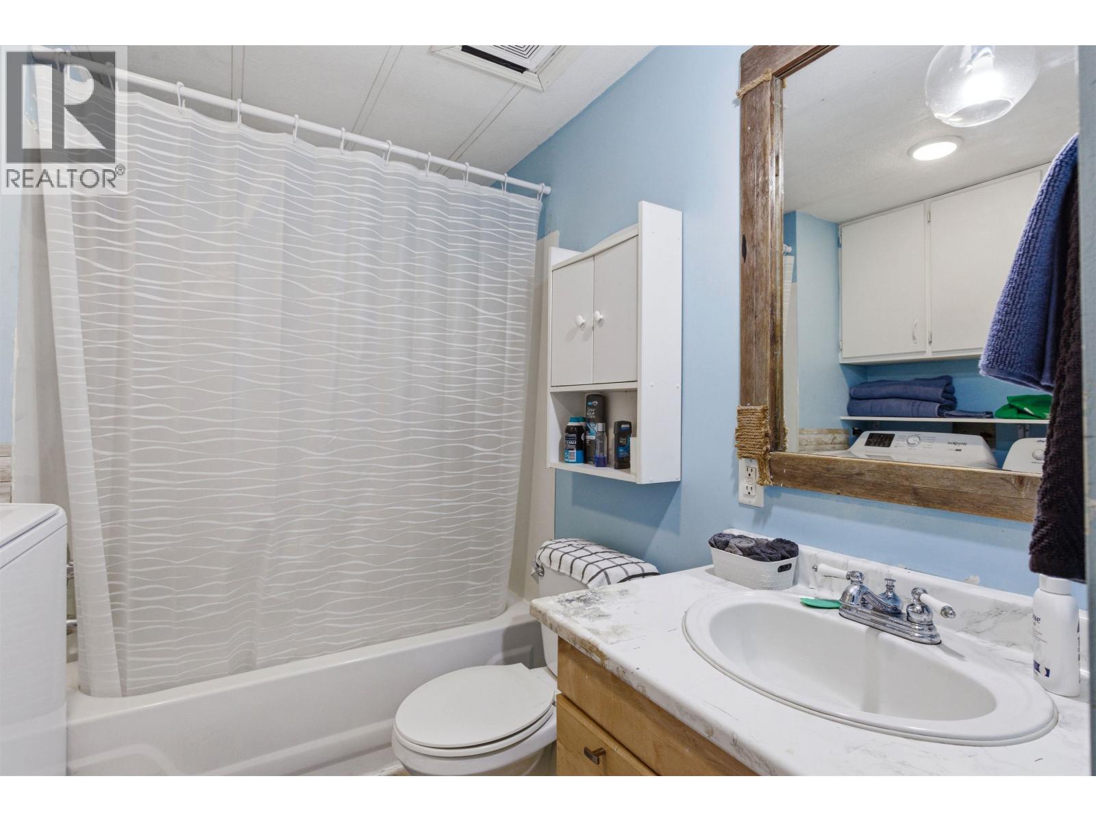 173 WESTCOAST ROAD - 9