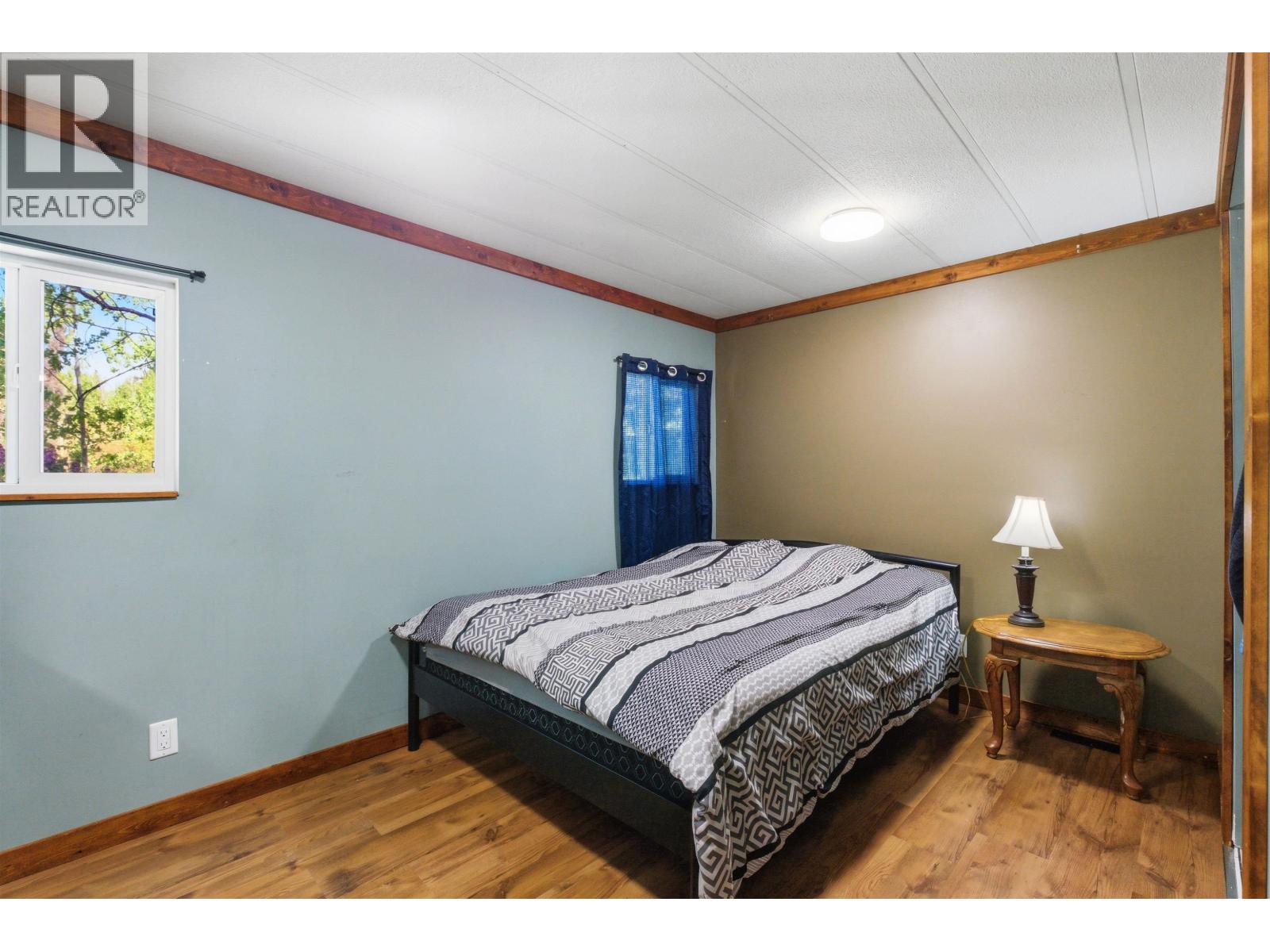 173 WESTCOAST ROAD - 12
