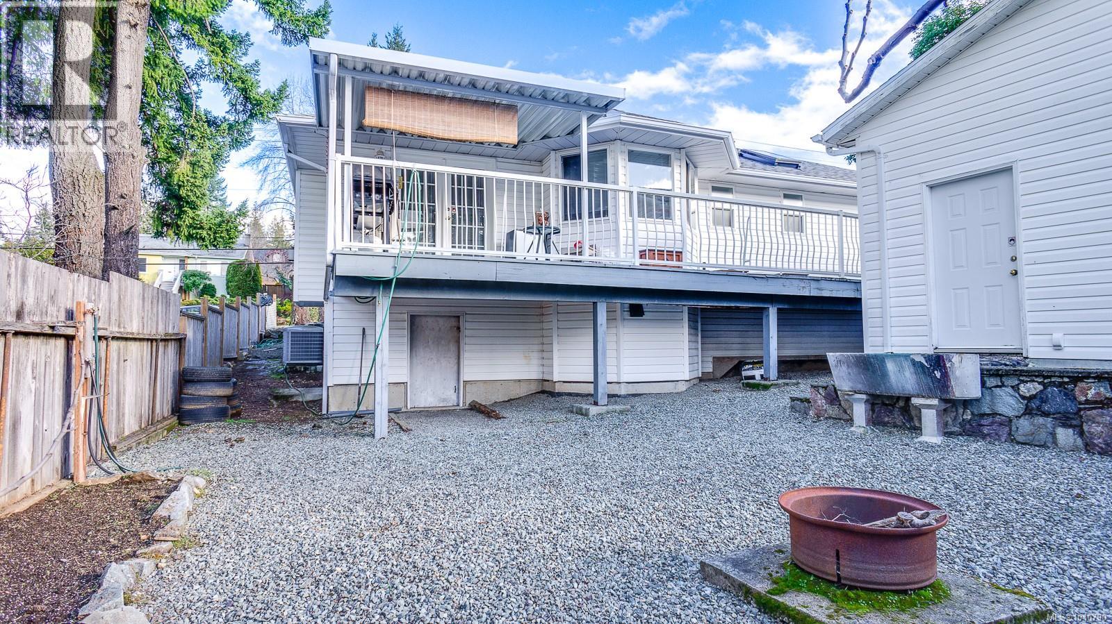 2530 Anderson Ave - 20