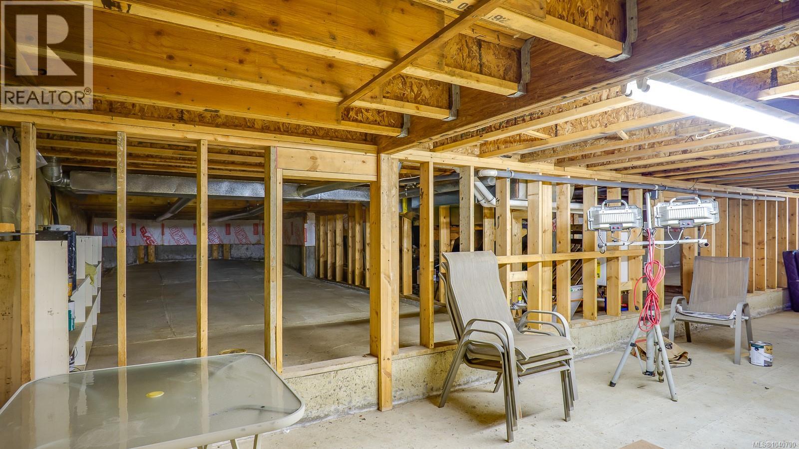 2530 Anderson Ave - 27