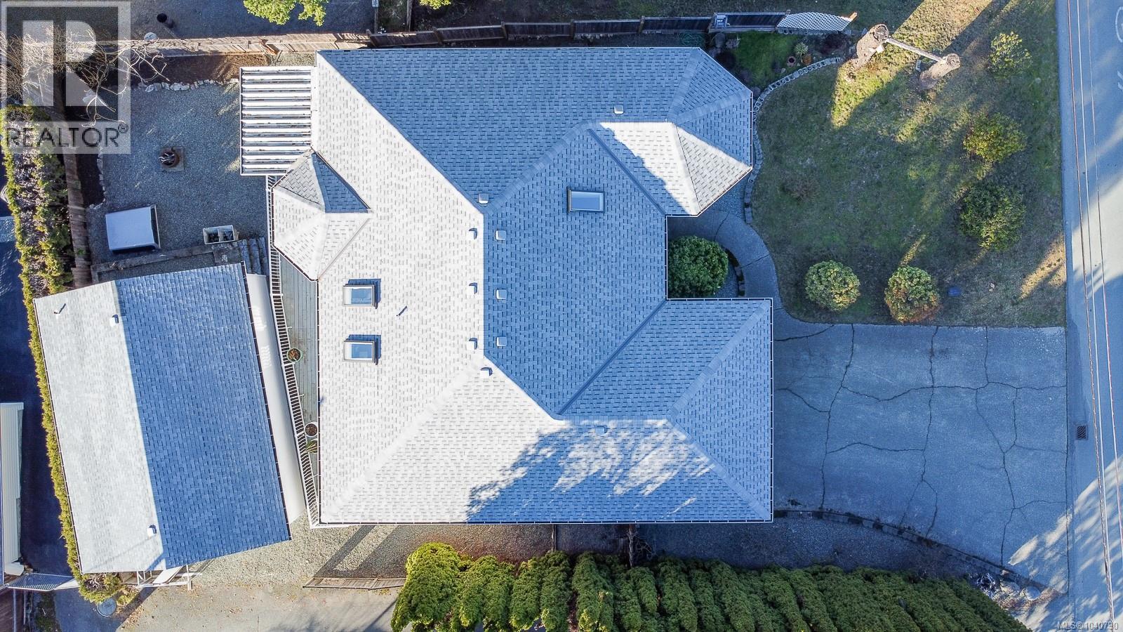 2530 Anderson Ave - 38