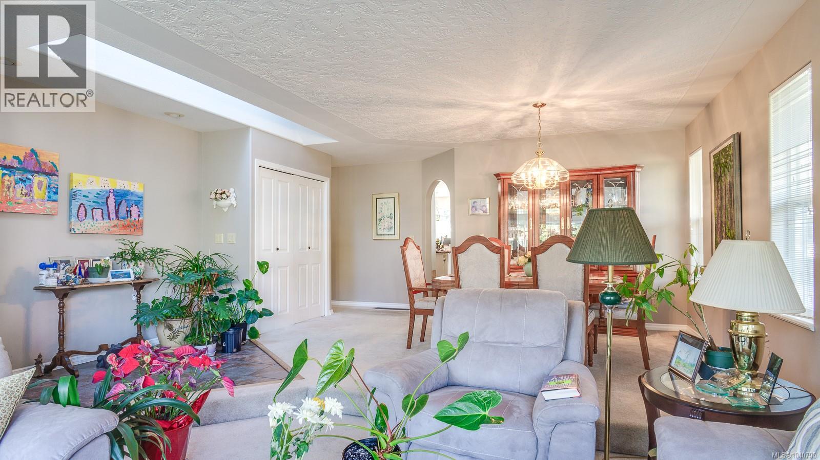 2530 Anderson Ave - 4